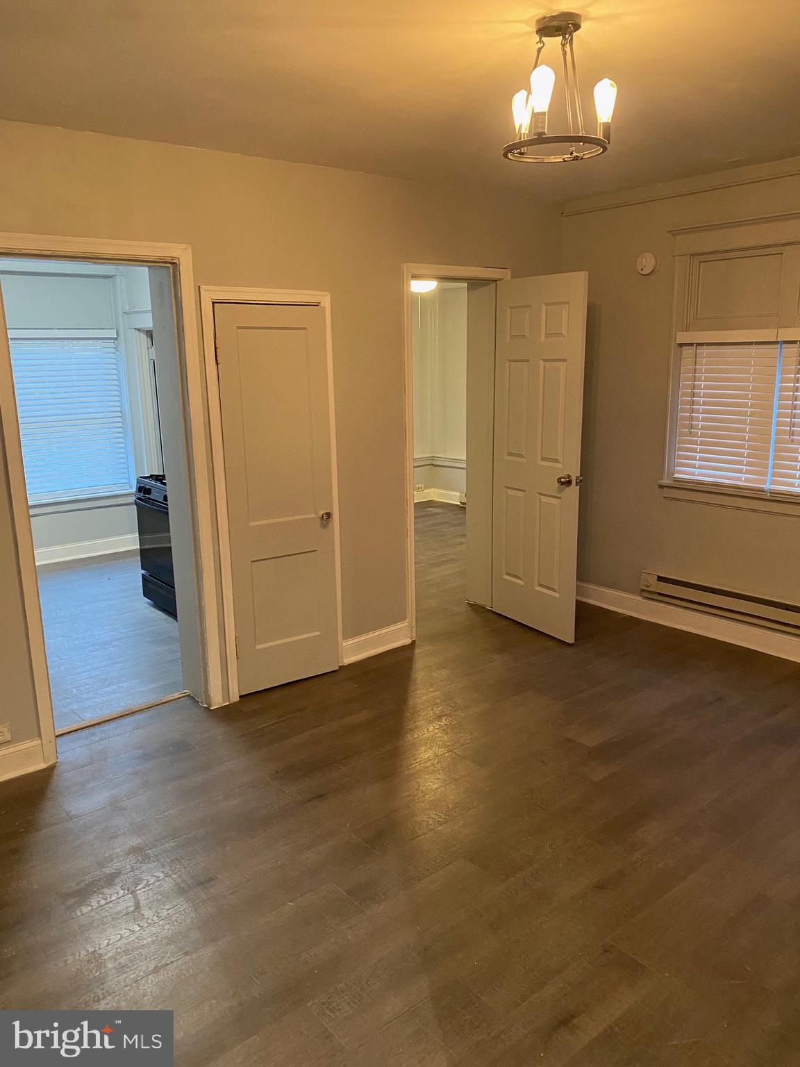 WEST OAK LANE - Residential Lease