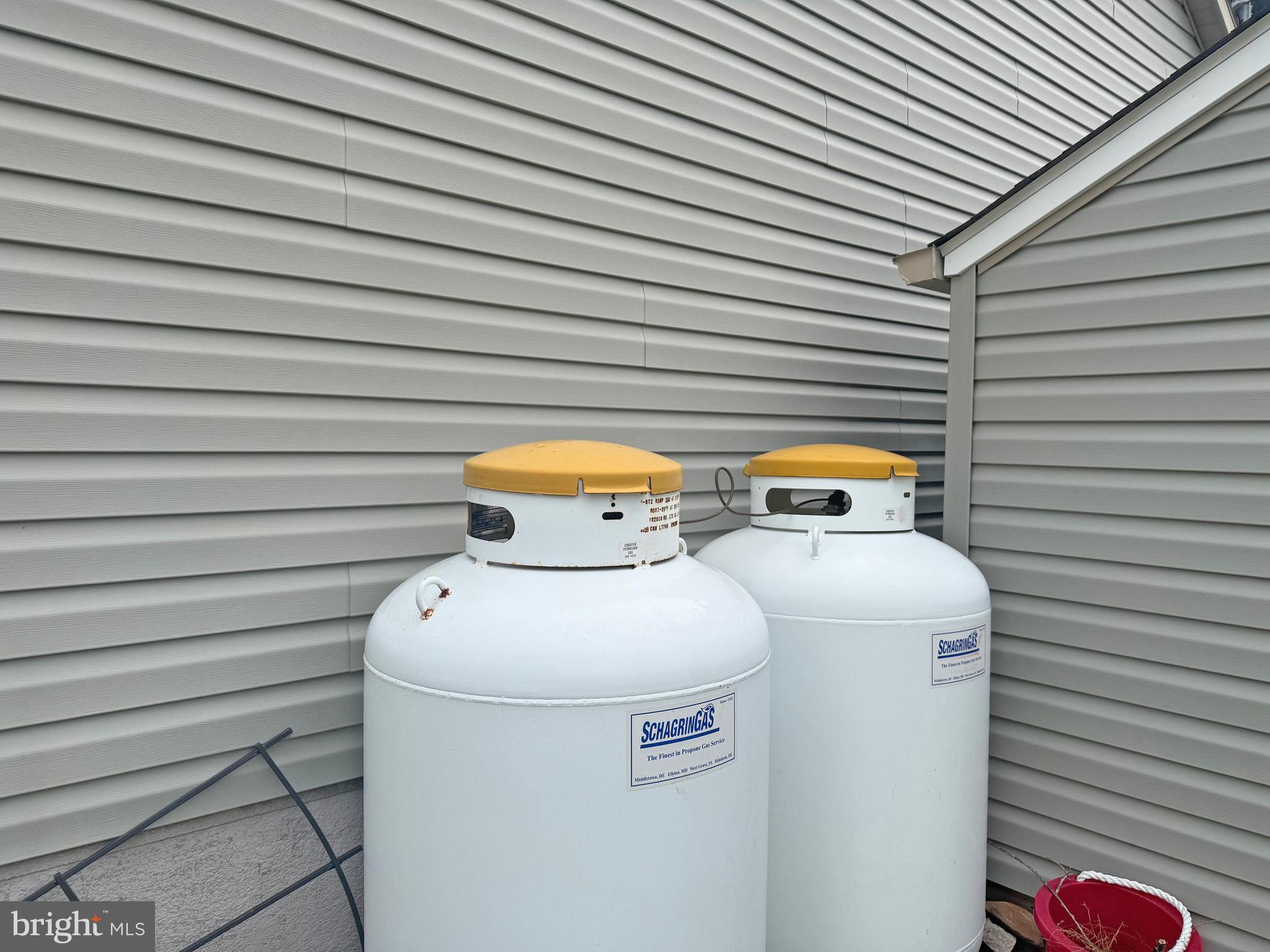 ASPEN MEADOWS - Residential