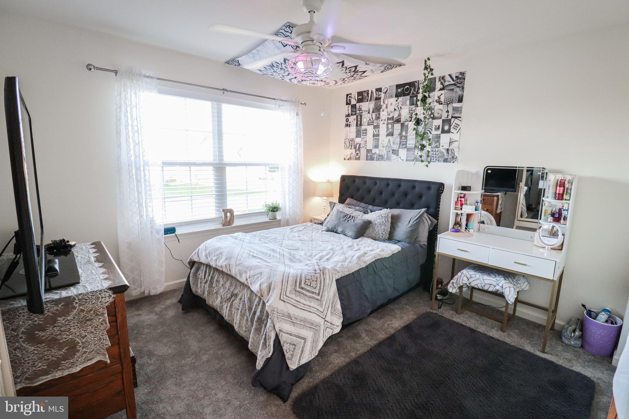 HAMPTON HEIGHTS - Residential
