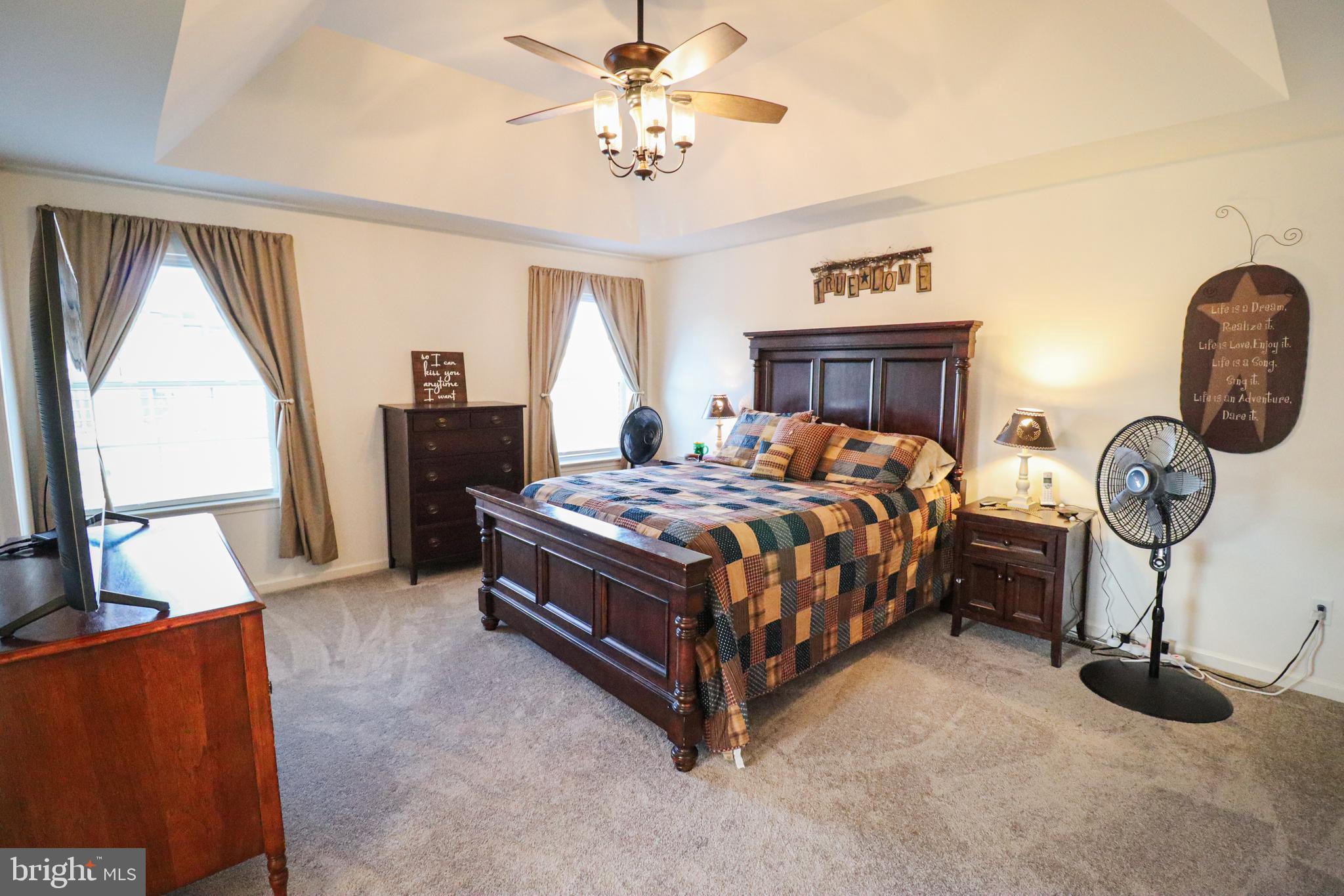 HAMPTON HEIGHTS - Residential