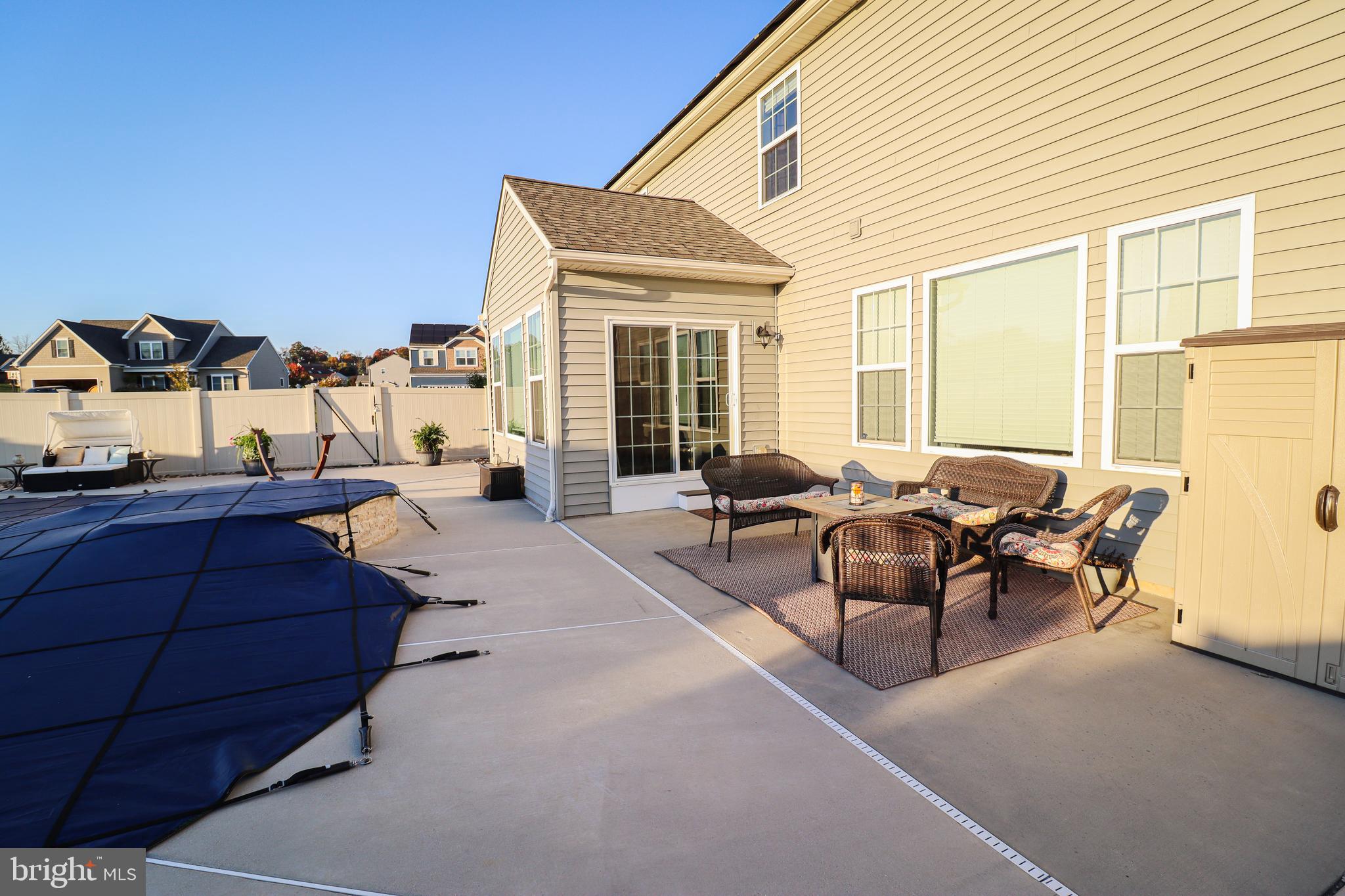 HAMPTON HEIGHTS - Residential