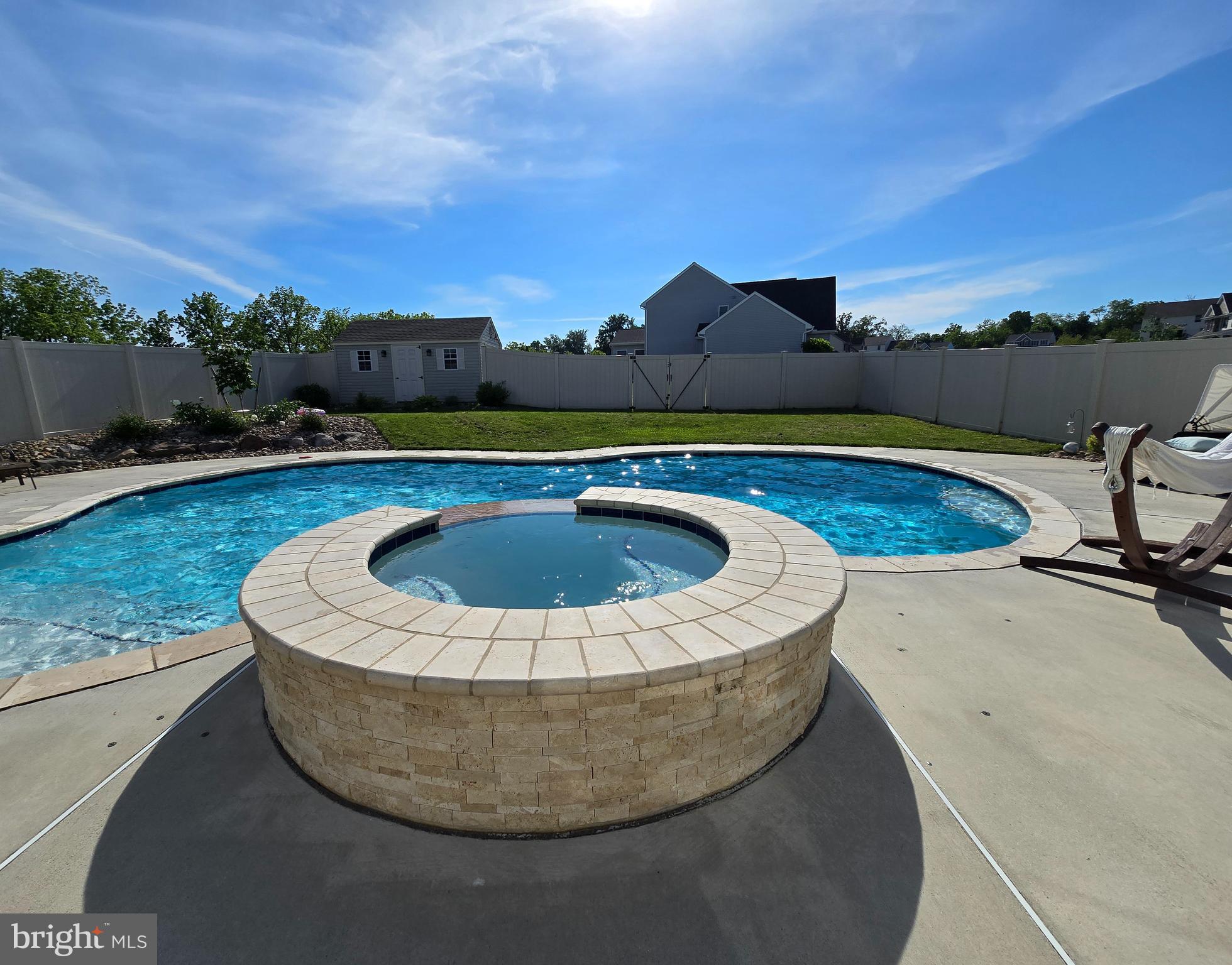 HAMPTON HEIGHTS - Residential