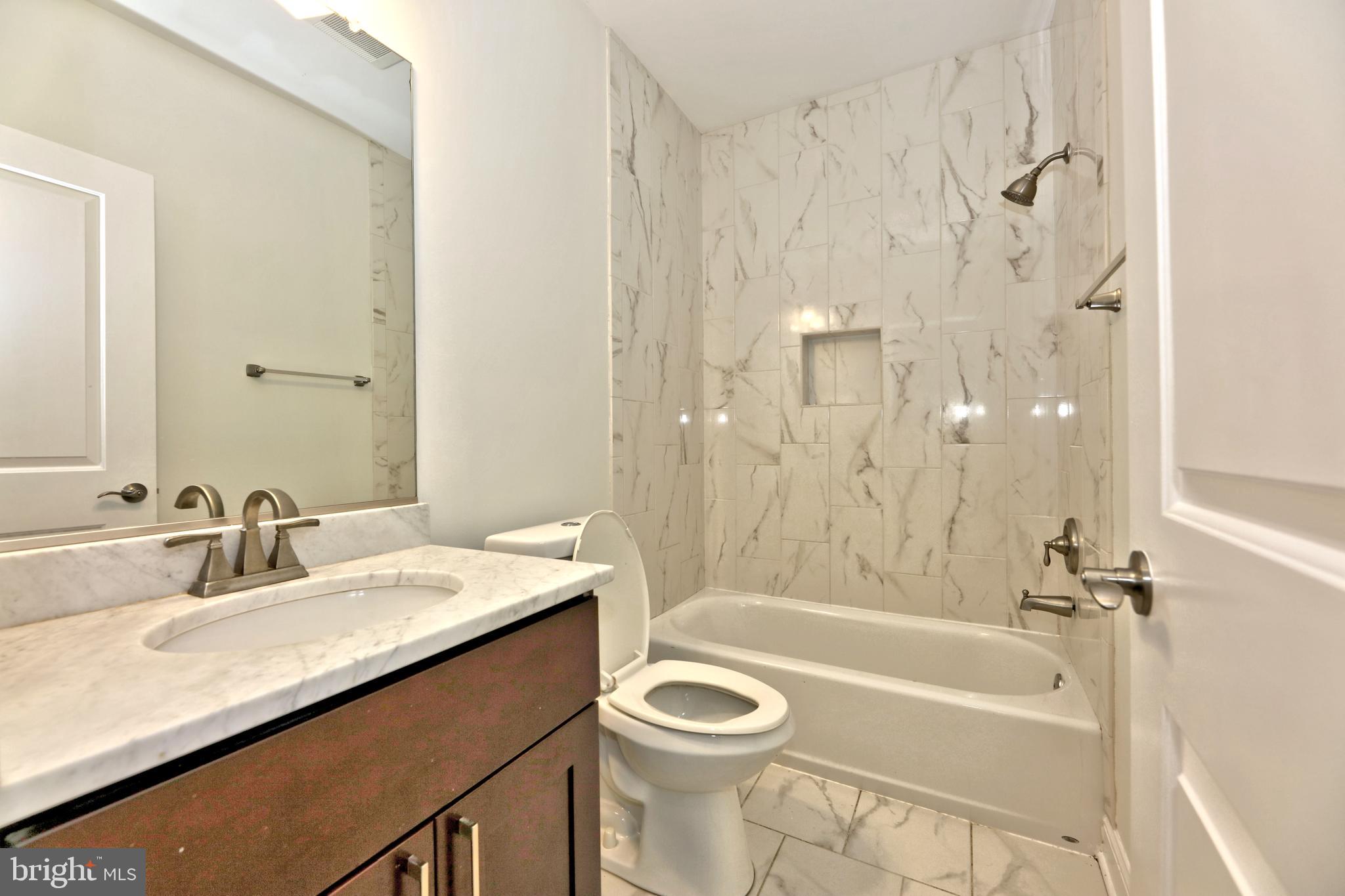 ROBERTS PLACE - Residential Lease