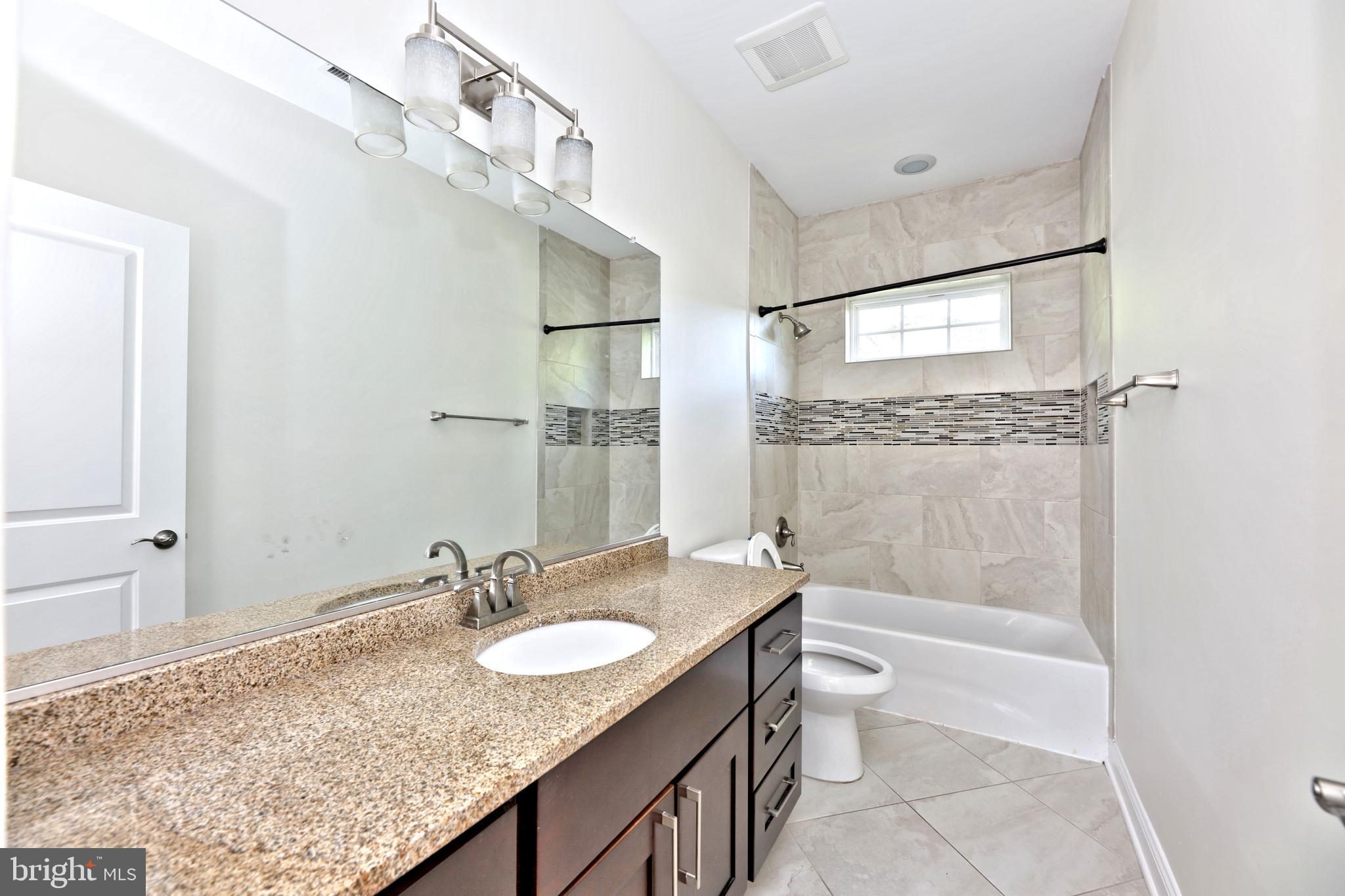 ROBERTS PLACE - Residential Lease