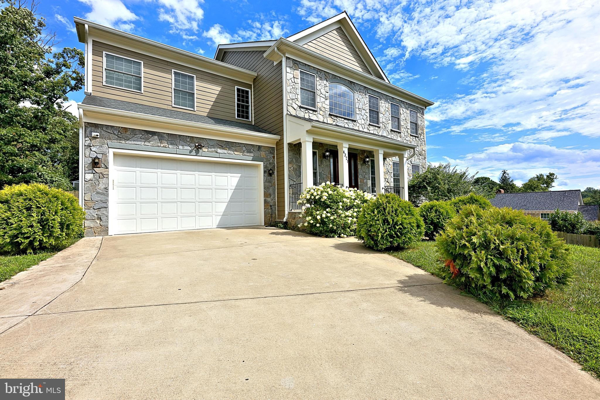 ROBERTS PLACE - Residential Lease