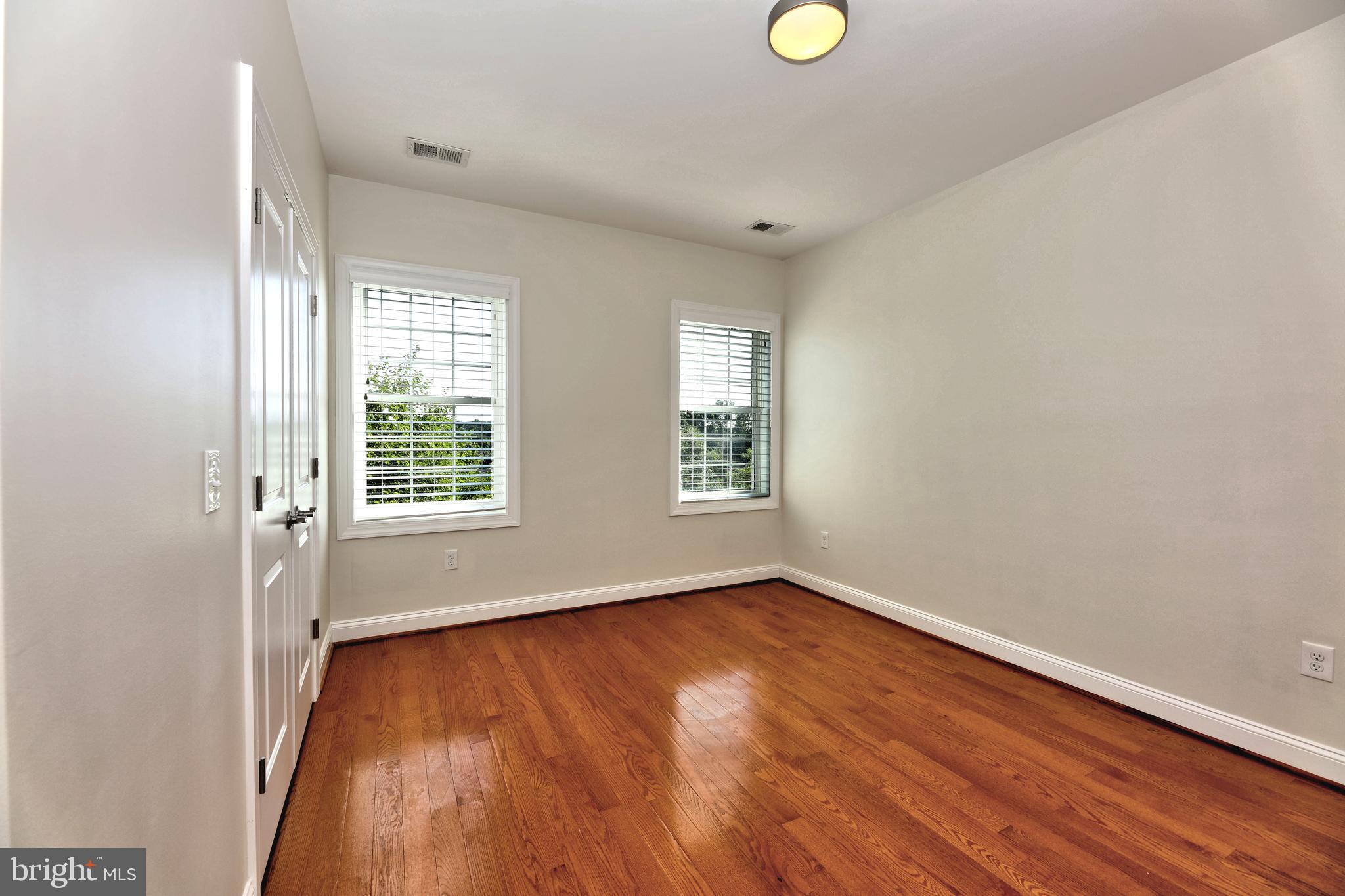ROBERTS PLACE - Residential Lease
