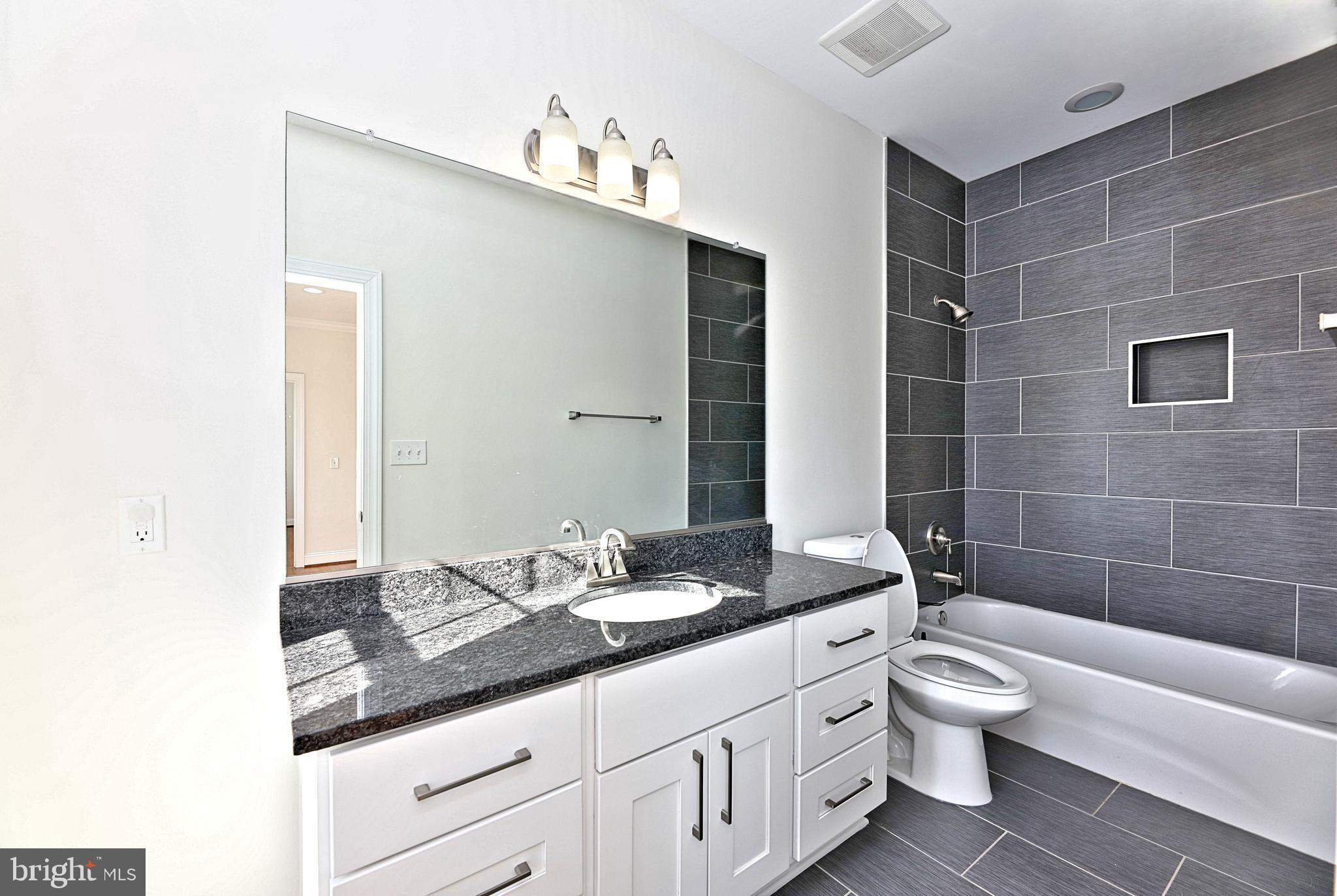 ROBERTS PLACE - Residential Lease