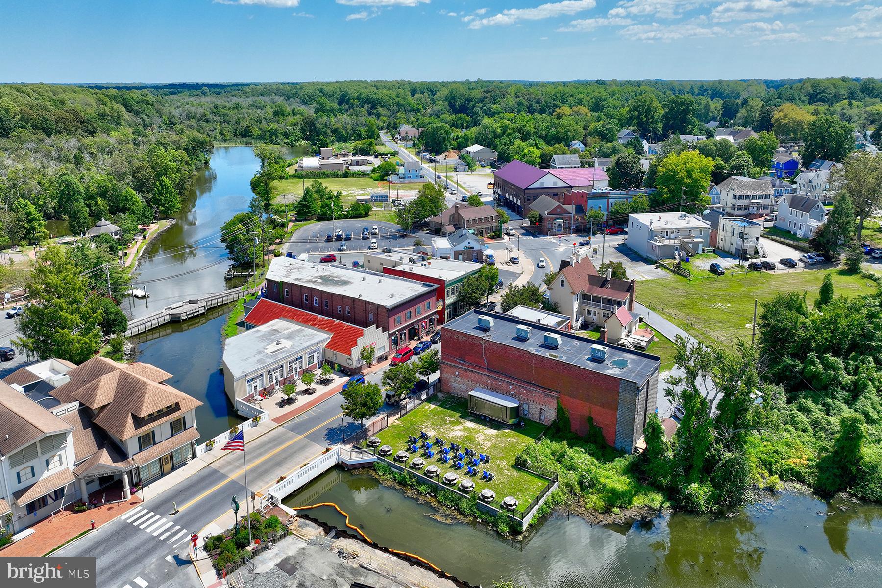 BAY LANDING - Residential