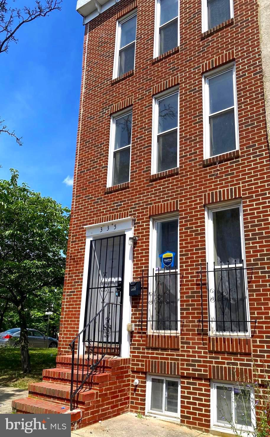 WARD 27 - Residential Lease