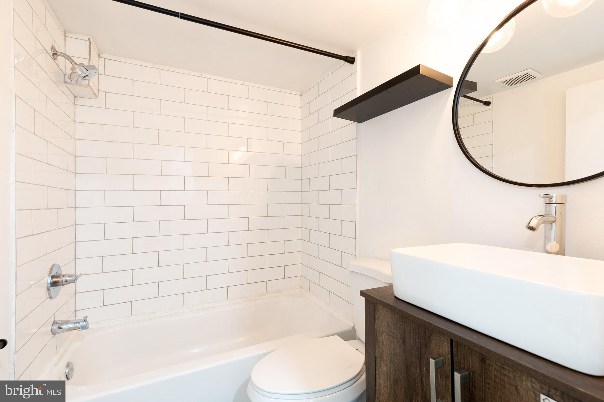 WASHINGTON VILLAGE - Residential Lease