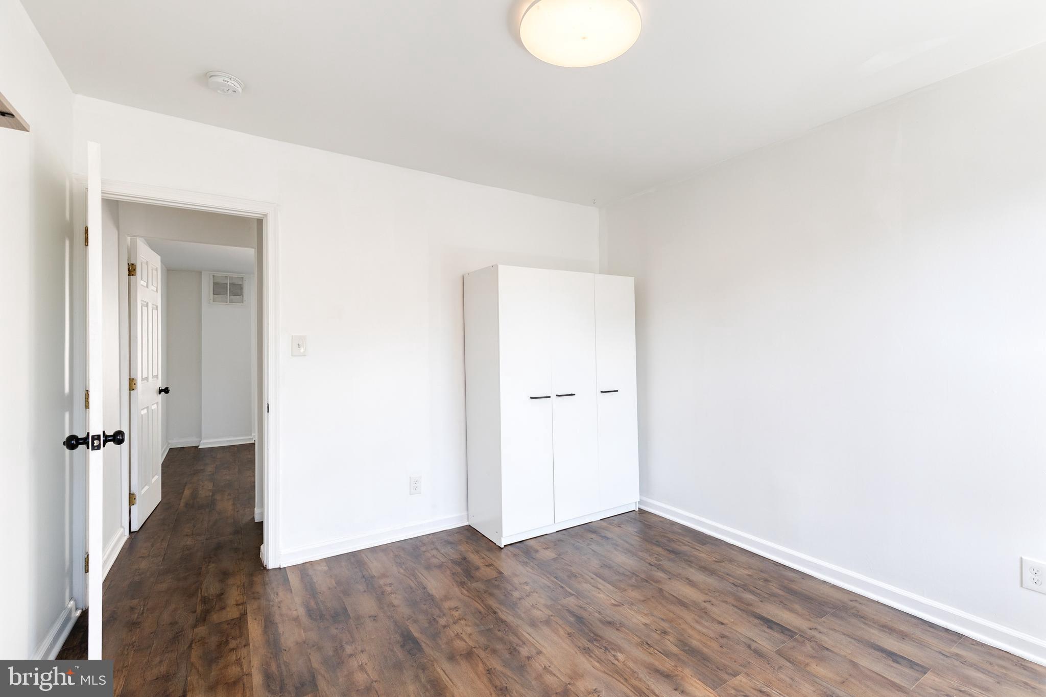 WASHINGTON VILLAGE - Residential Lease