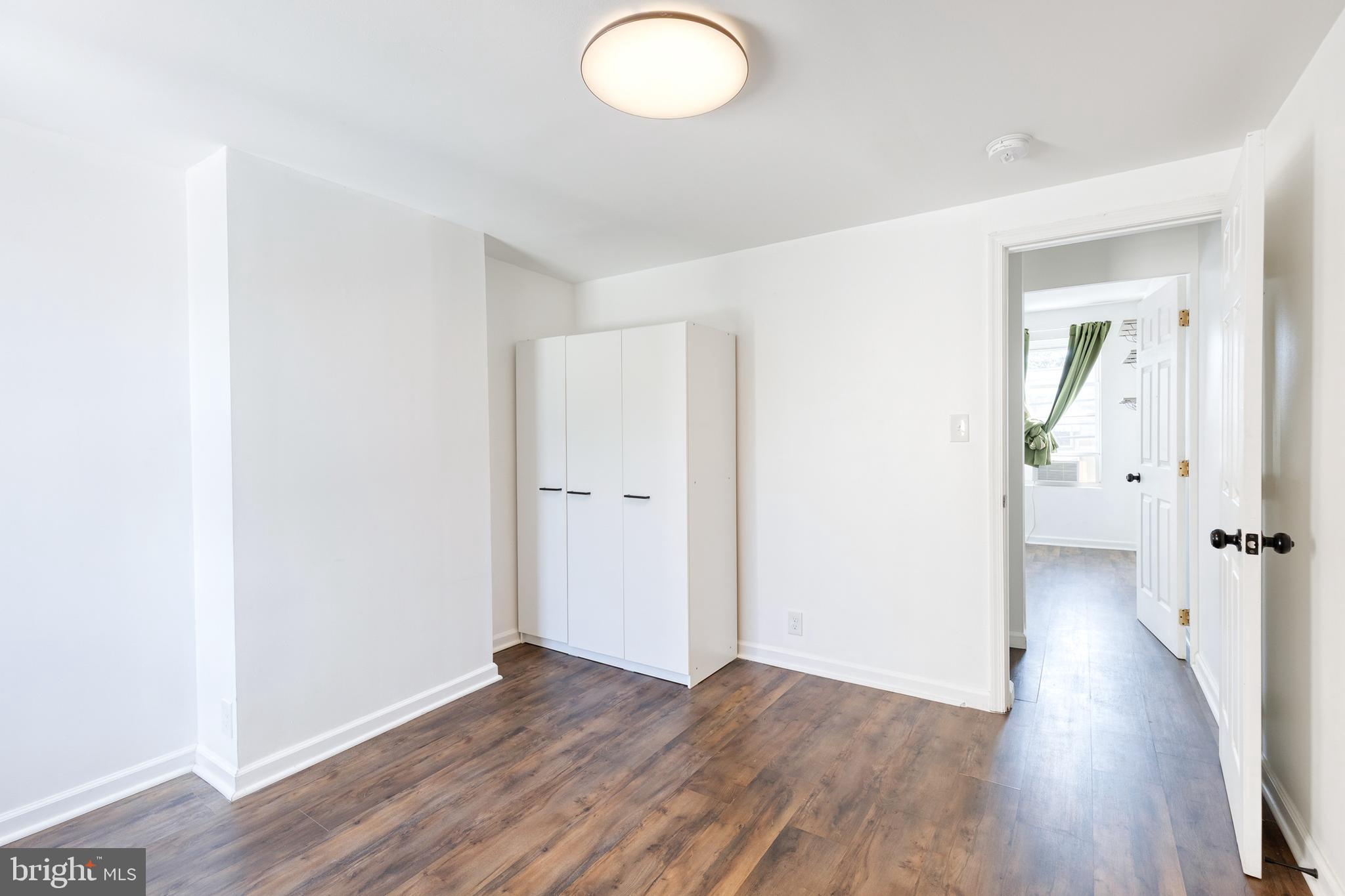 WASHINGTON VILLAGE - Residential Lease