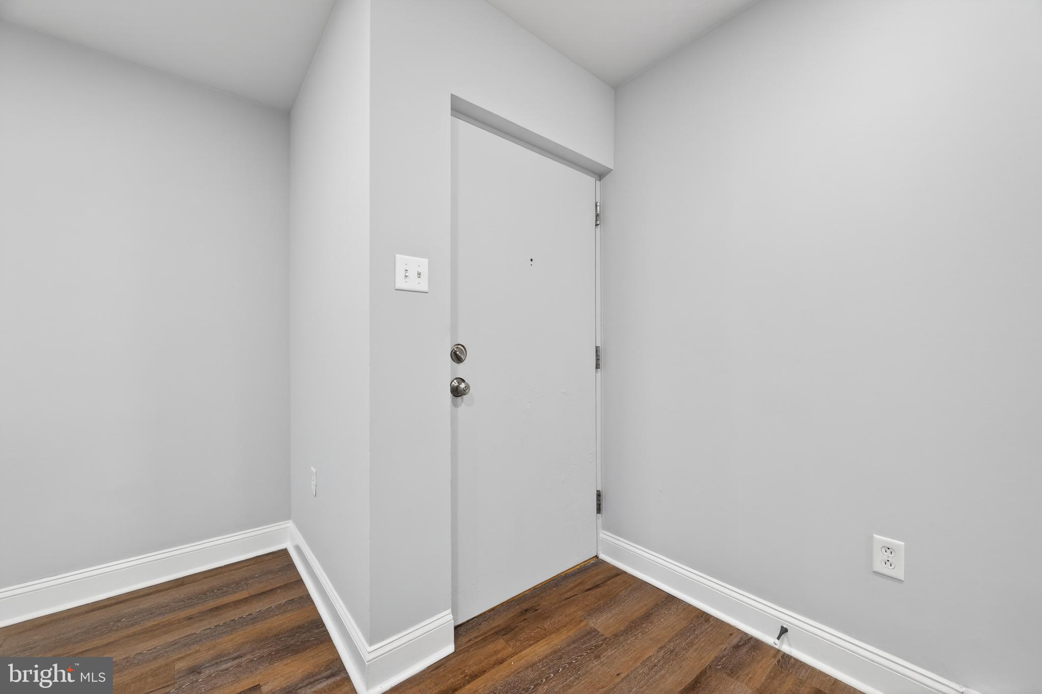 JEFFERSON CHASE - Residential