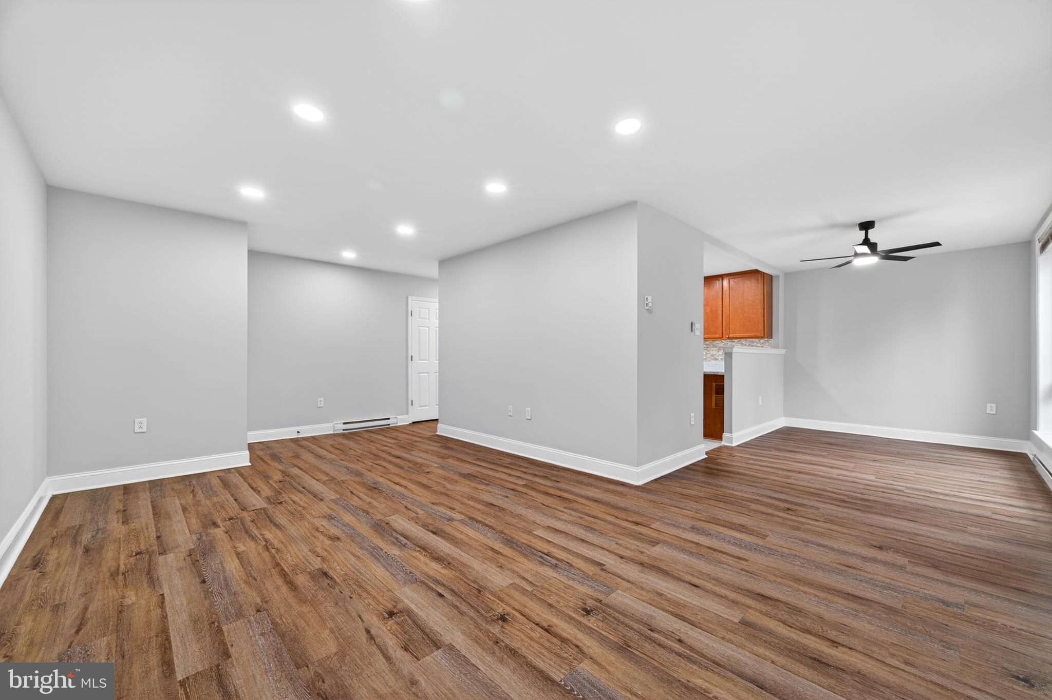 JEFFERSON CHASE - Residential