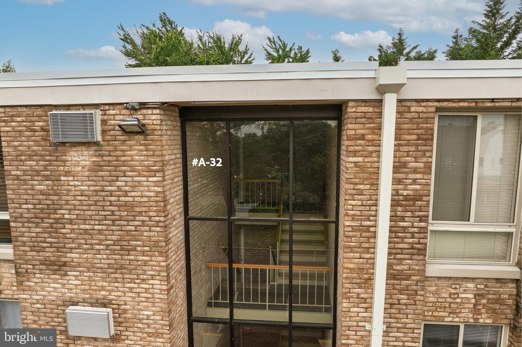 JEFFERSON CHASE - Residential