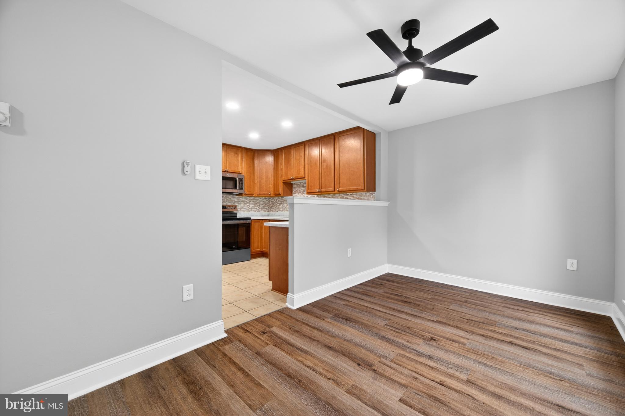 JEFFERSON CHASE - Residential