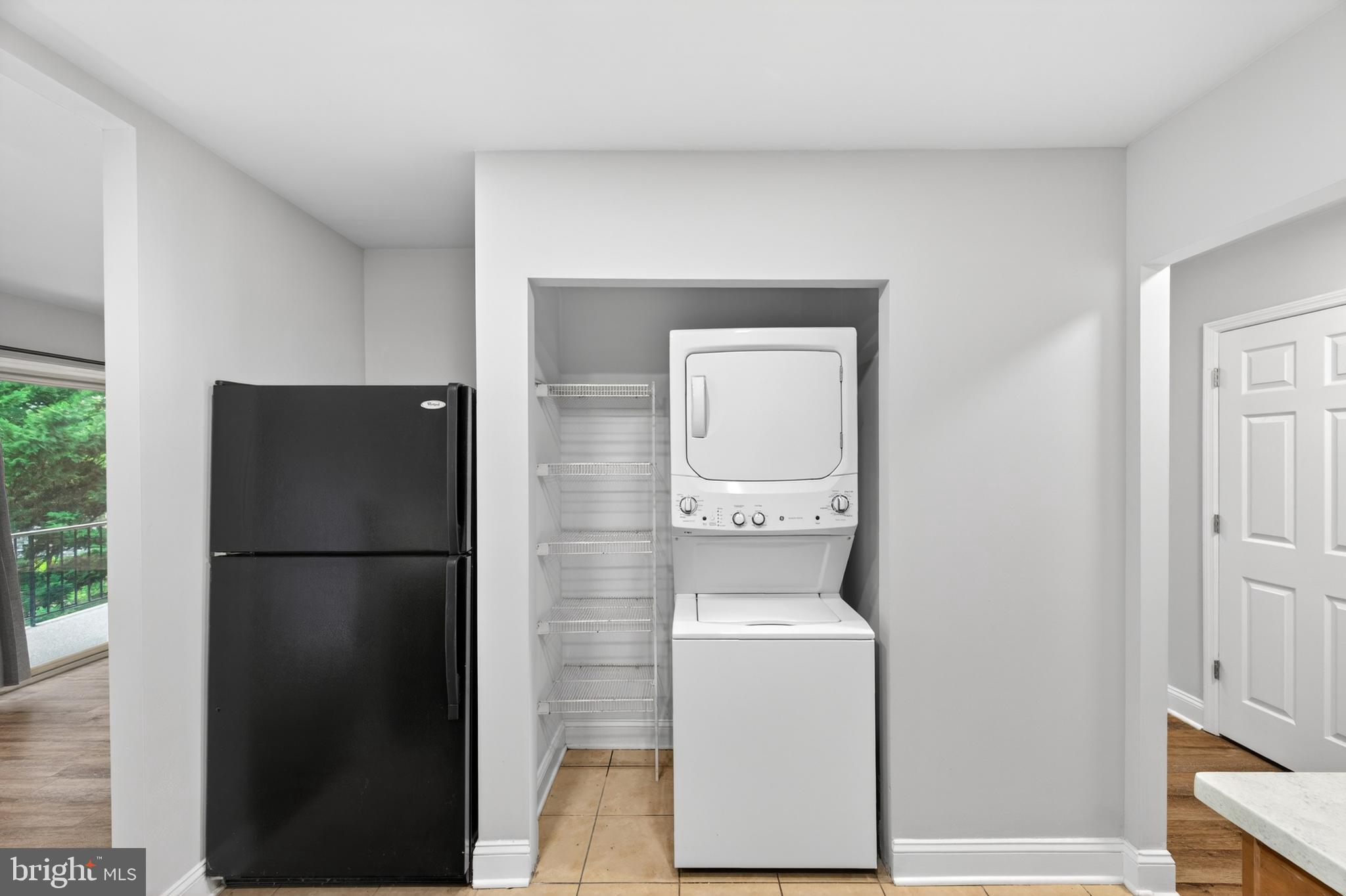 JEFFERSON CHASE - Residential