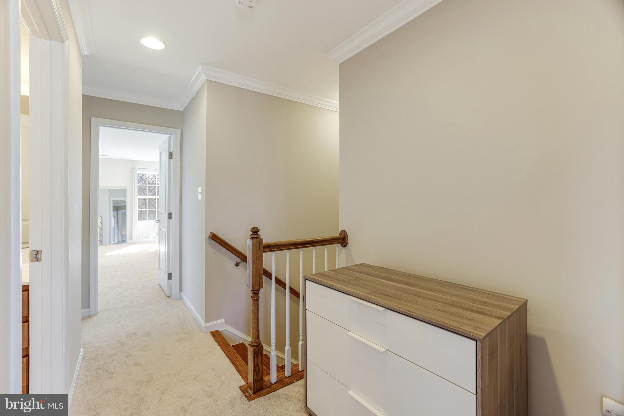 AUTUMN OAKS - Residential