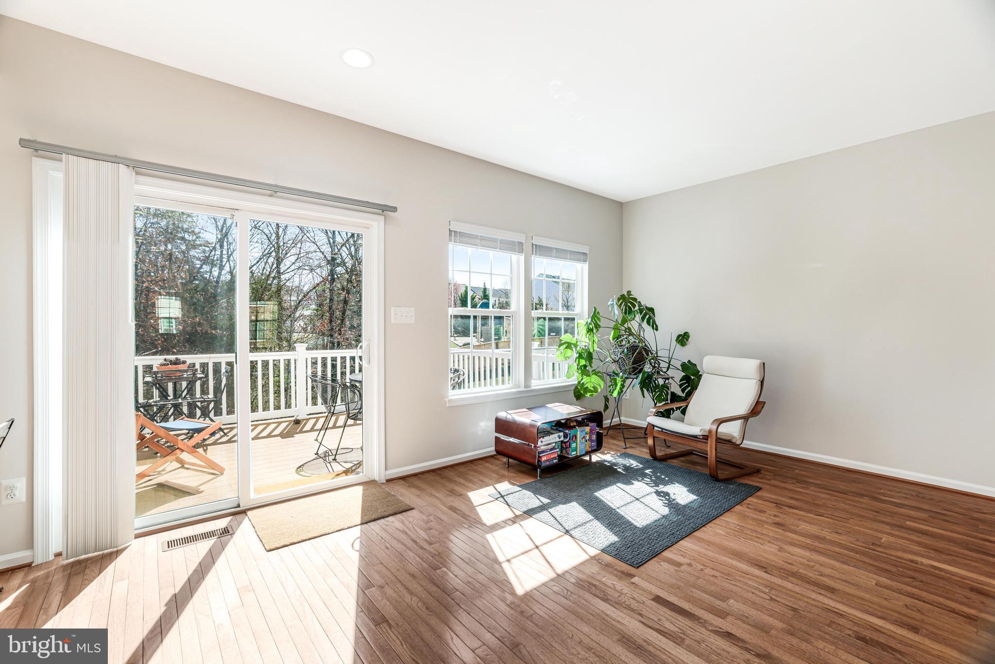 AUTUMN OAKS - Residential