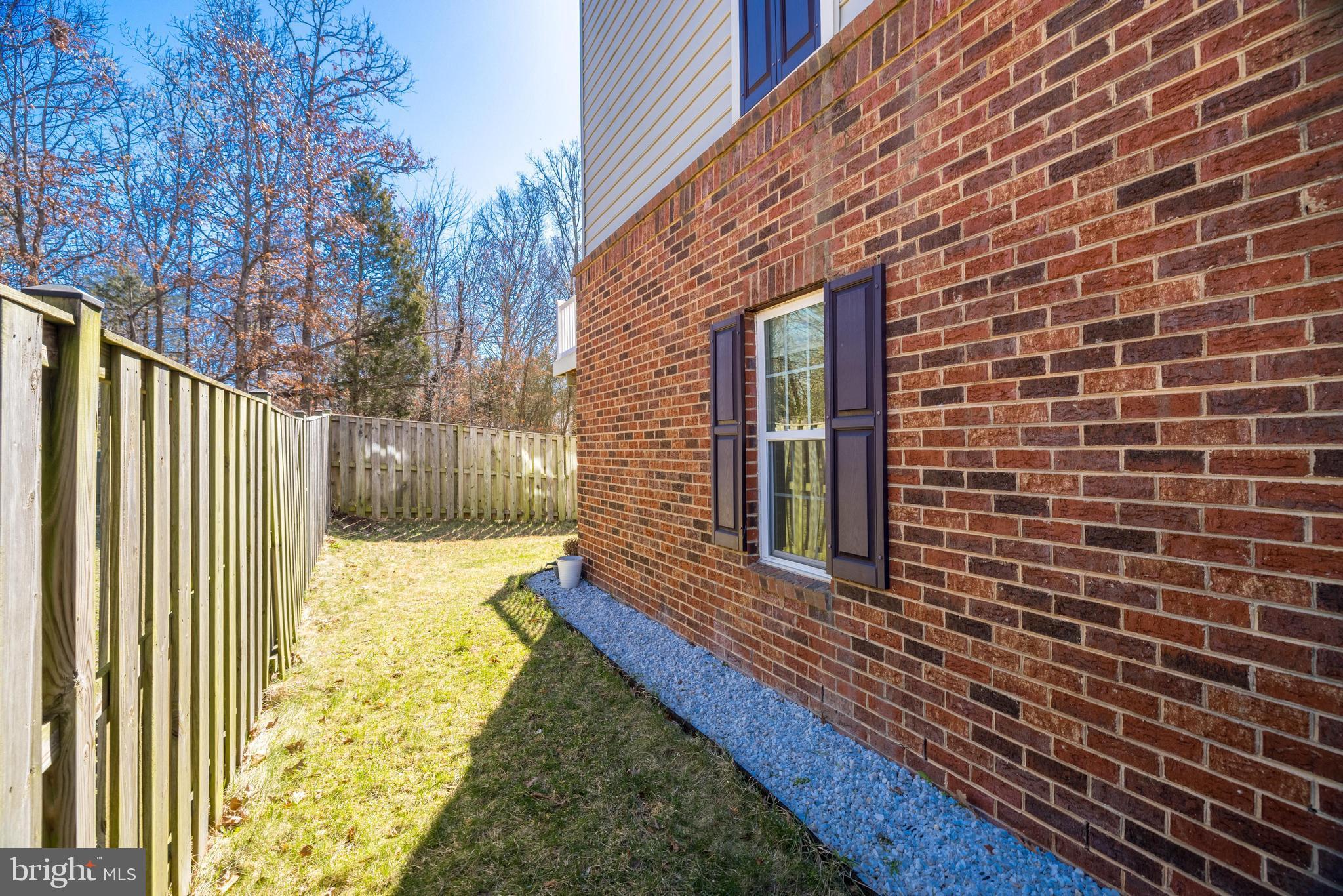 AUTUMN OAKS - Residential