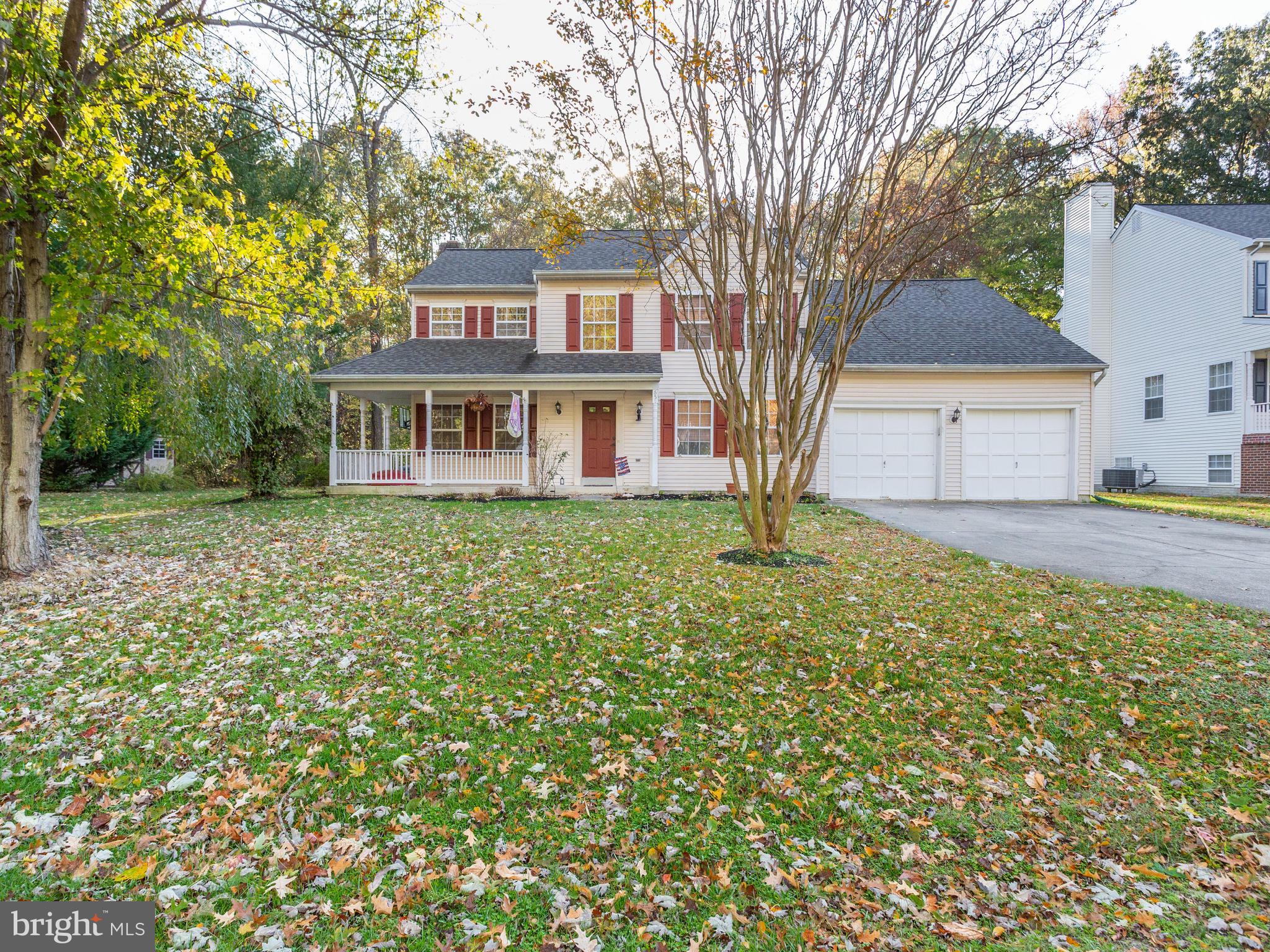 IMMEDIATE POSSESSION. LARGE LOT, BACKS TO WOODS. HARDWOOD FLOORS THROUGH OUT. FIREPLACE WITH PELLET STOVE INSERT WITH MANTEL IN LIVING ROOM. GOURMET KITCHEN WITH GRANITE COUNTER TOPS, BUILT IN WALL OVEN, BUILT IN MICROWAVE, DINING ROOM/BREAKFAST NOOK. MASTER BATH SEPARATE TUB AND SHOWER, DUAL VANITY, 2 HUGE WALK IN CLOSETS WITH SITTING AREA. READY TO MOVE IN. FRESHLY PAINTED. NEW CARPET. NEW HVAC. WEST RIVER WATER ACCESS.