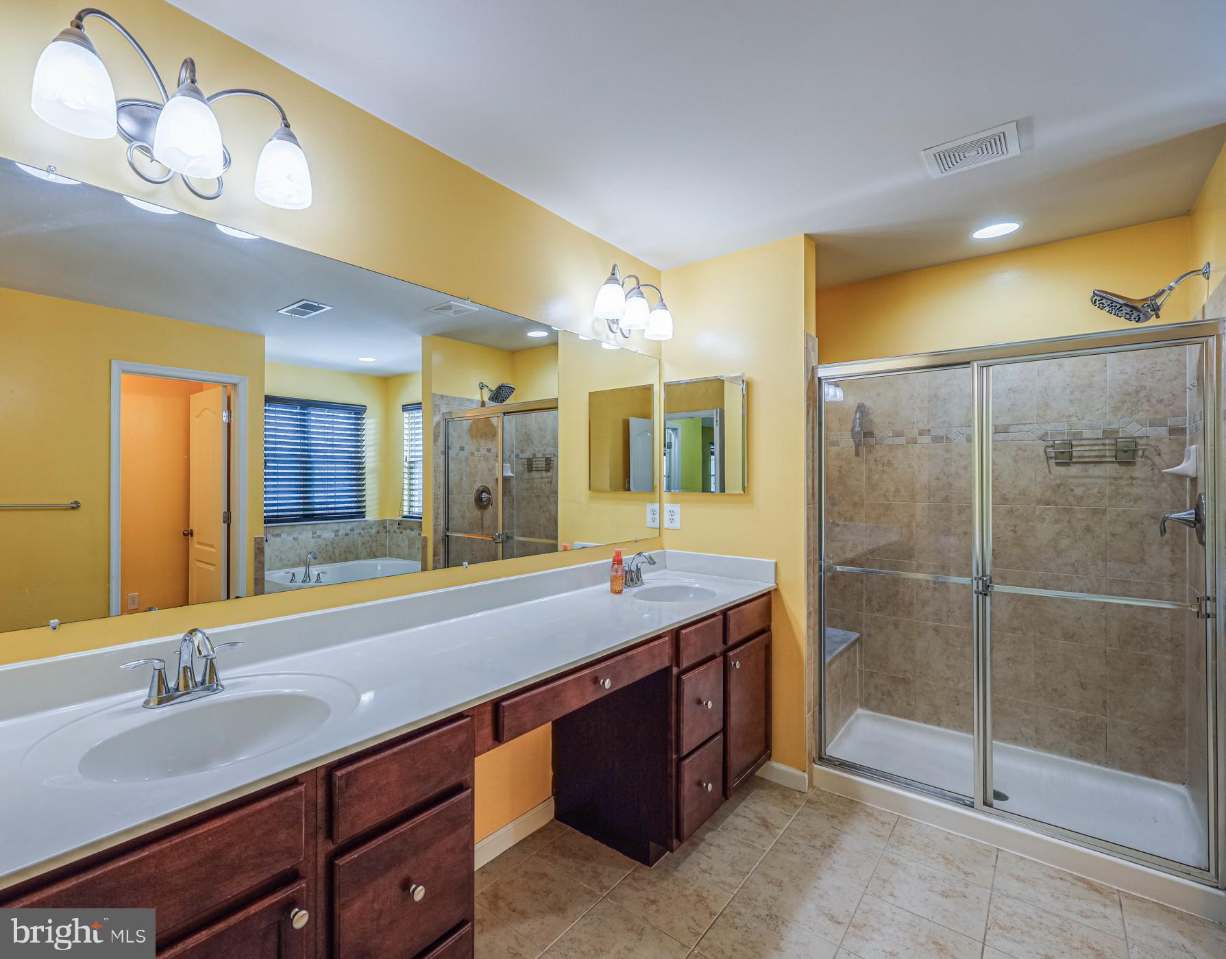 TANYARD SPRINGS - Residential