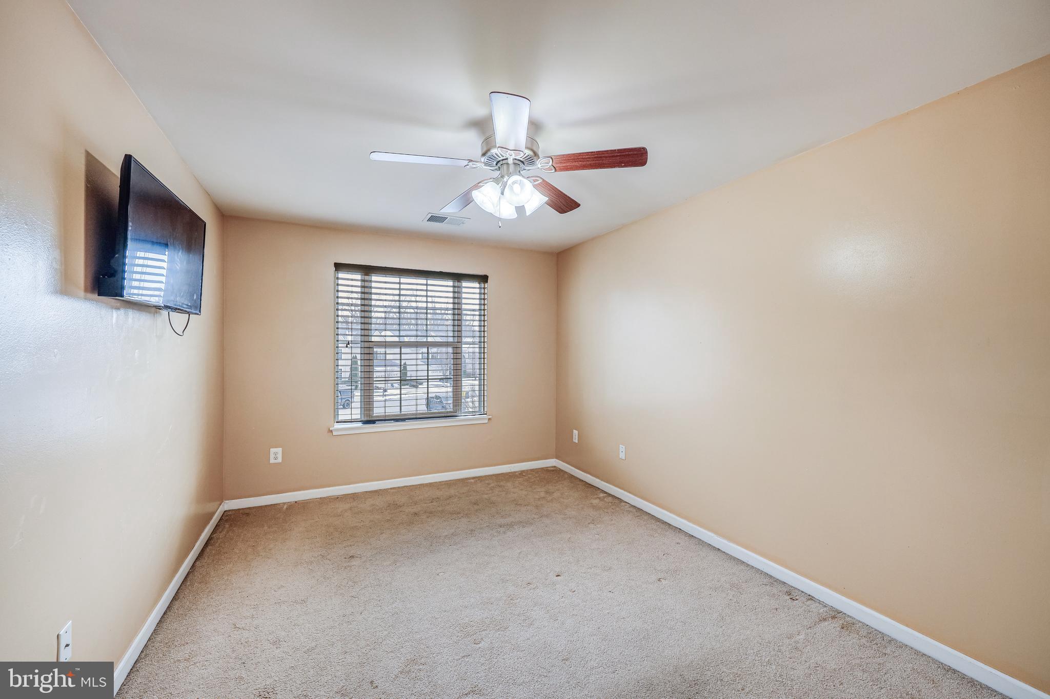 TANYARD SPRINGS - Residential