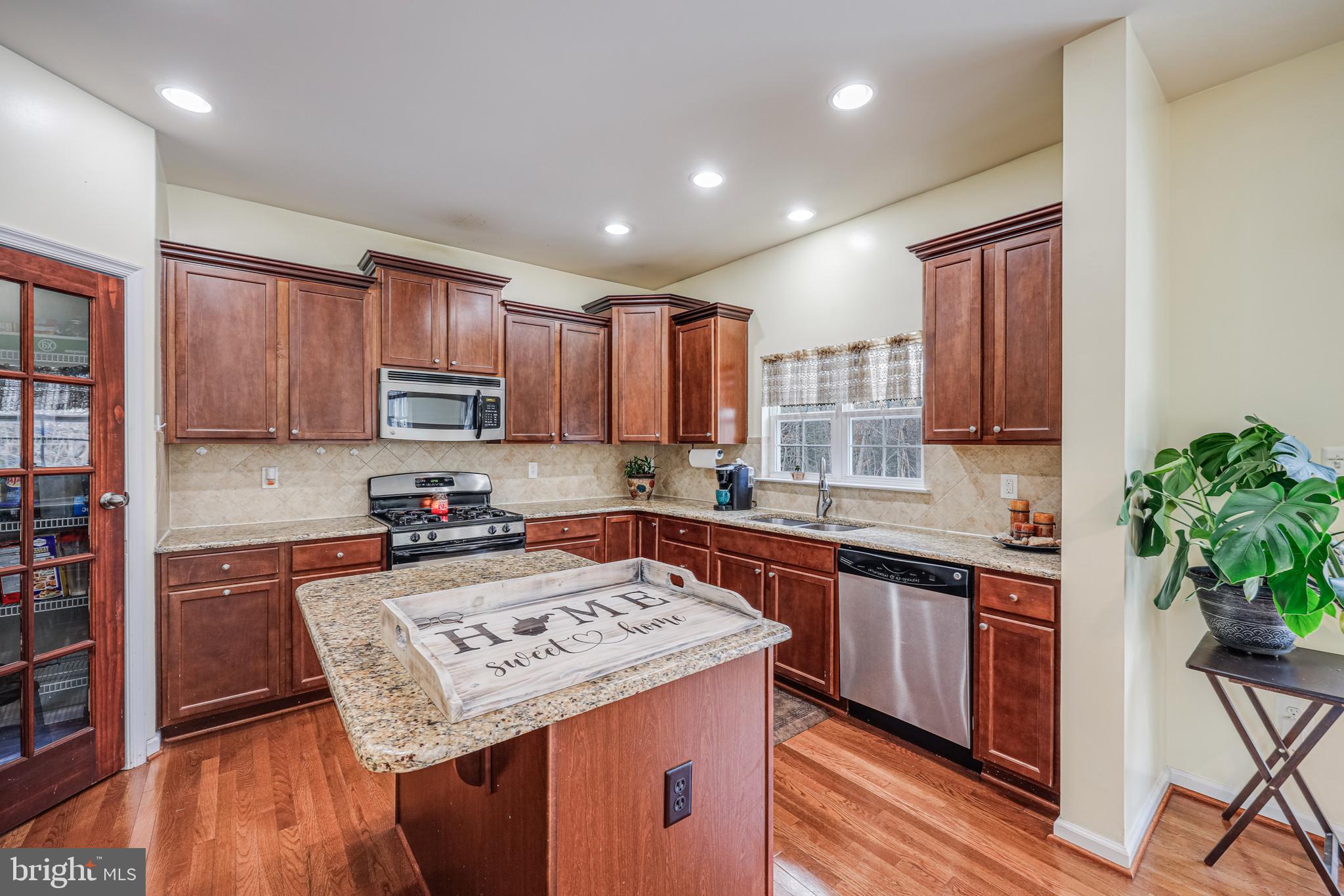 TANYARD SPRINGS - Residential