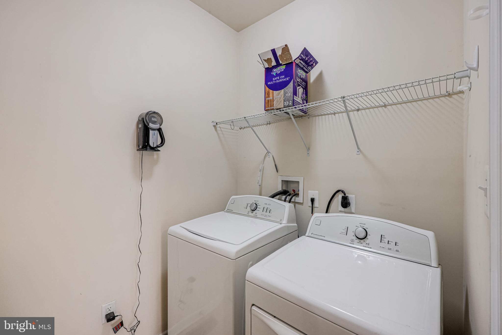 TANYARD SPRINGS - Residential