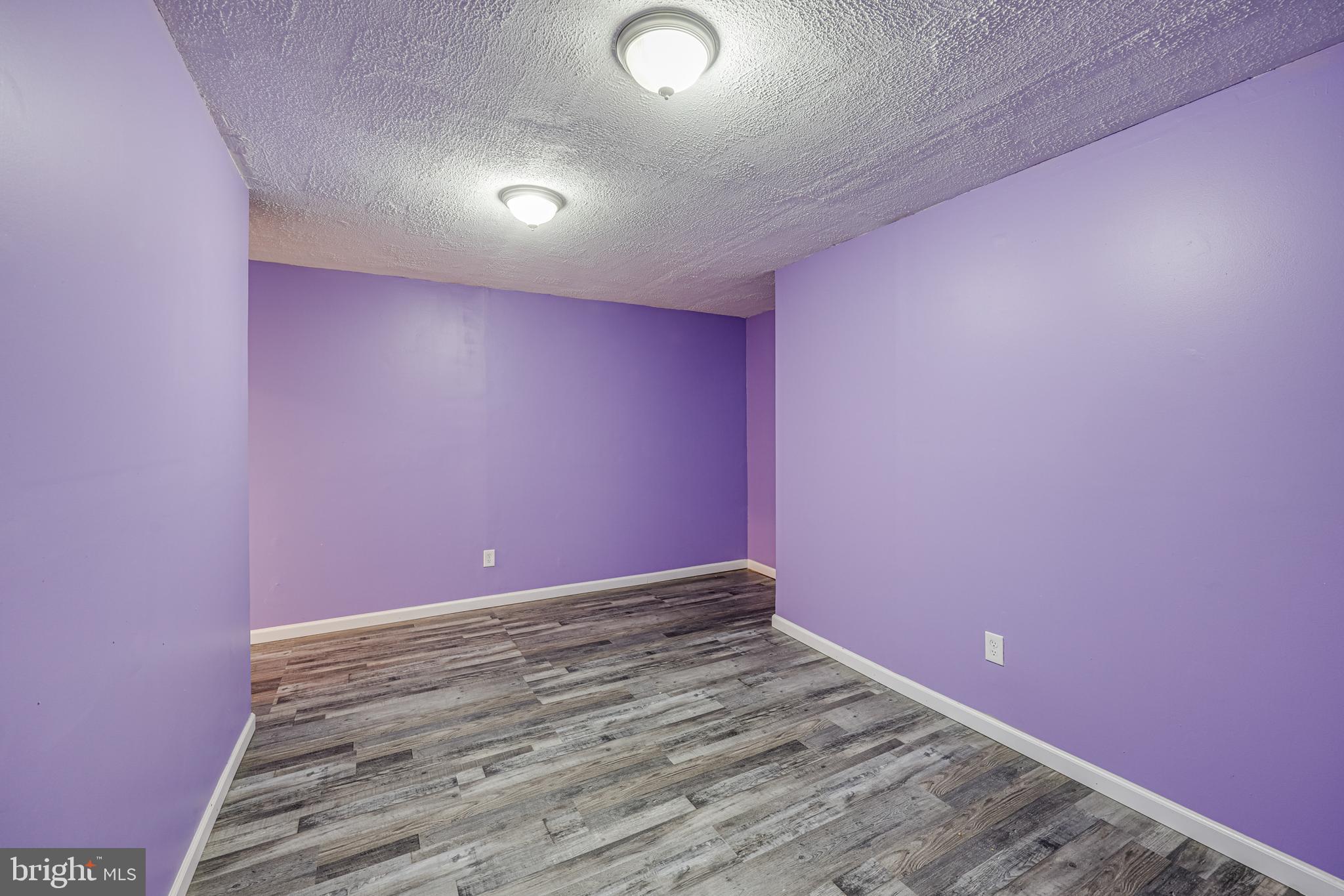 TANYARD SPRINGS - Residential