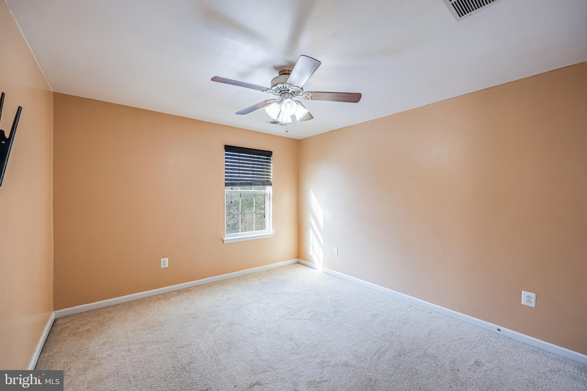 TANYARD SPRINGS - Residential