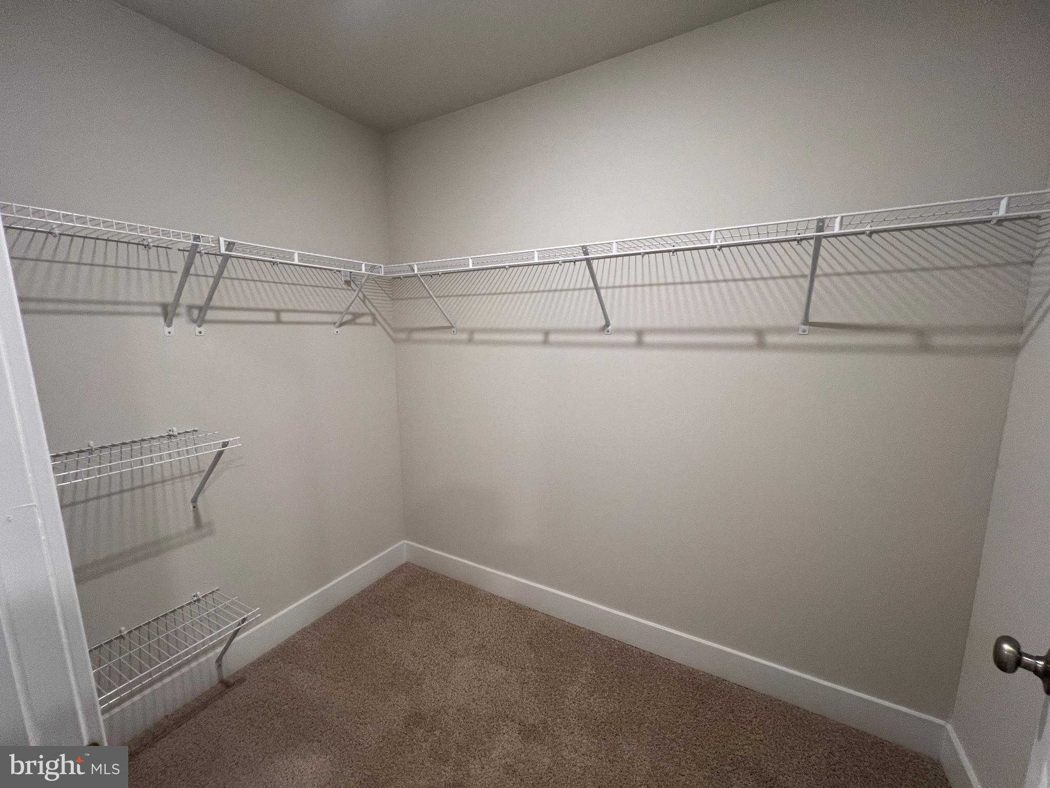 WEST WIND - Residential Lease