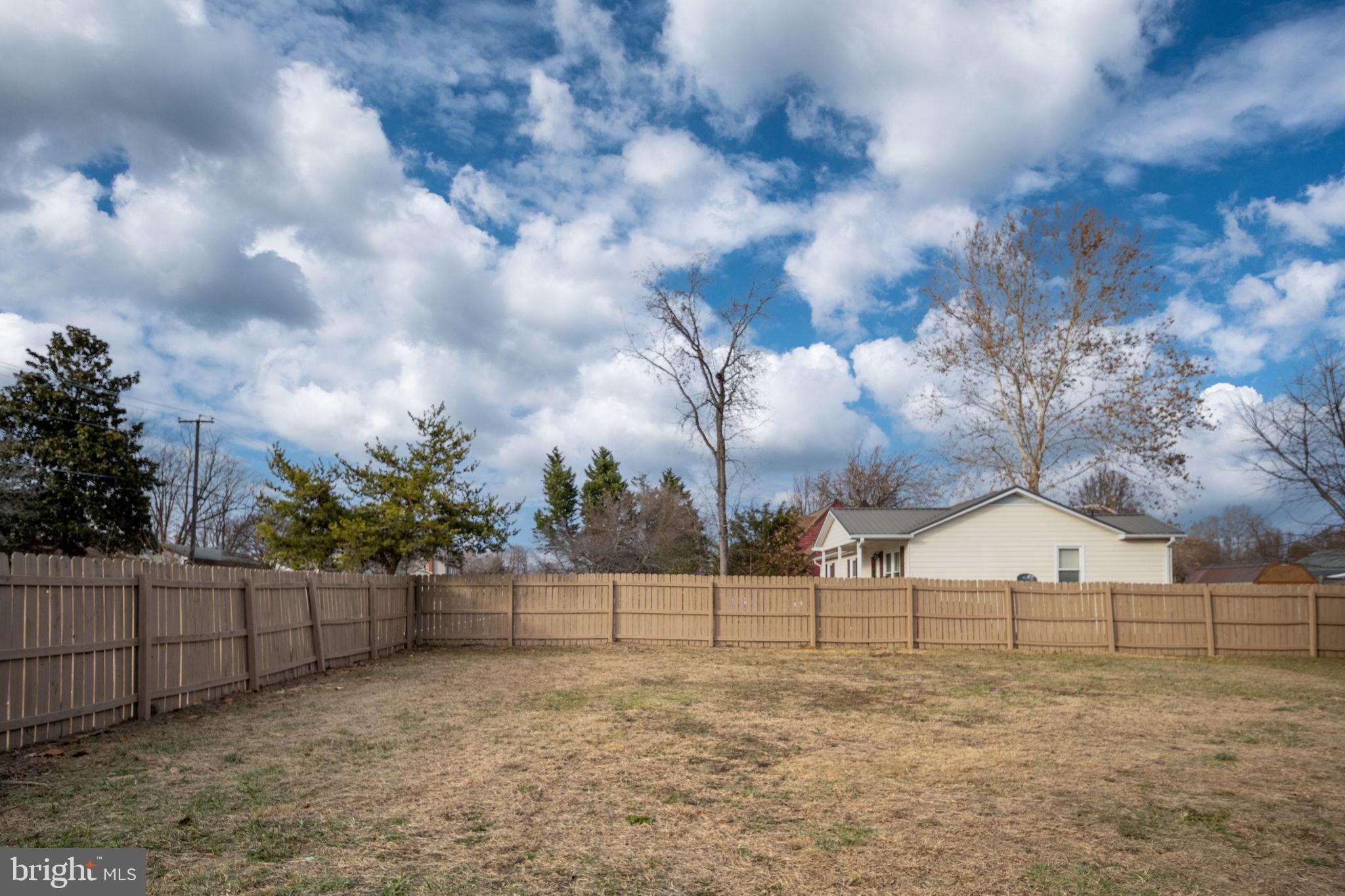 BATTLEFIELD STATION - Residential