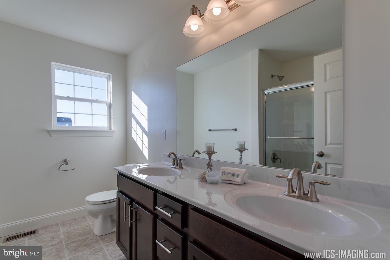 WINDY HEIGHTS - Residential