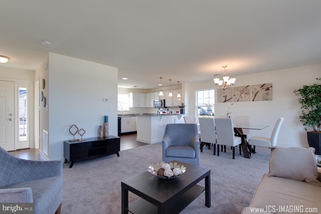 WINDY HEIGHTS - Residential