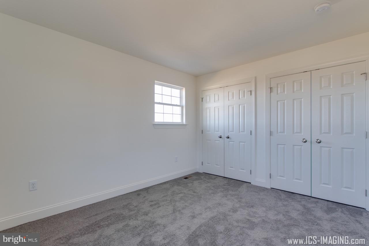 WINDY HEIGHTS - Residential