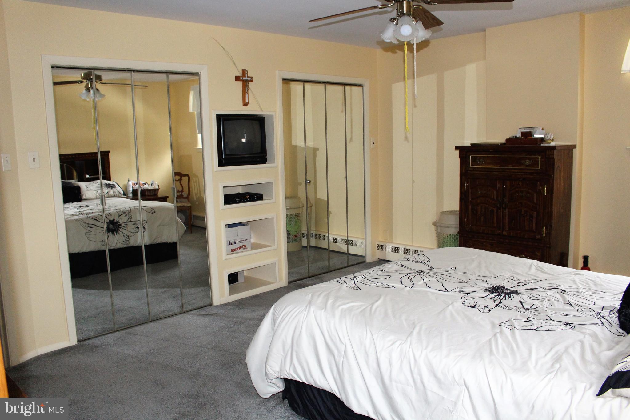 CREEKWOOD - Residential