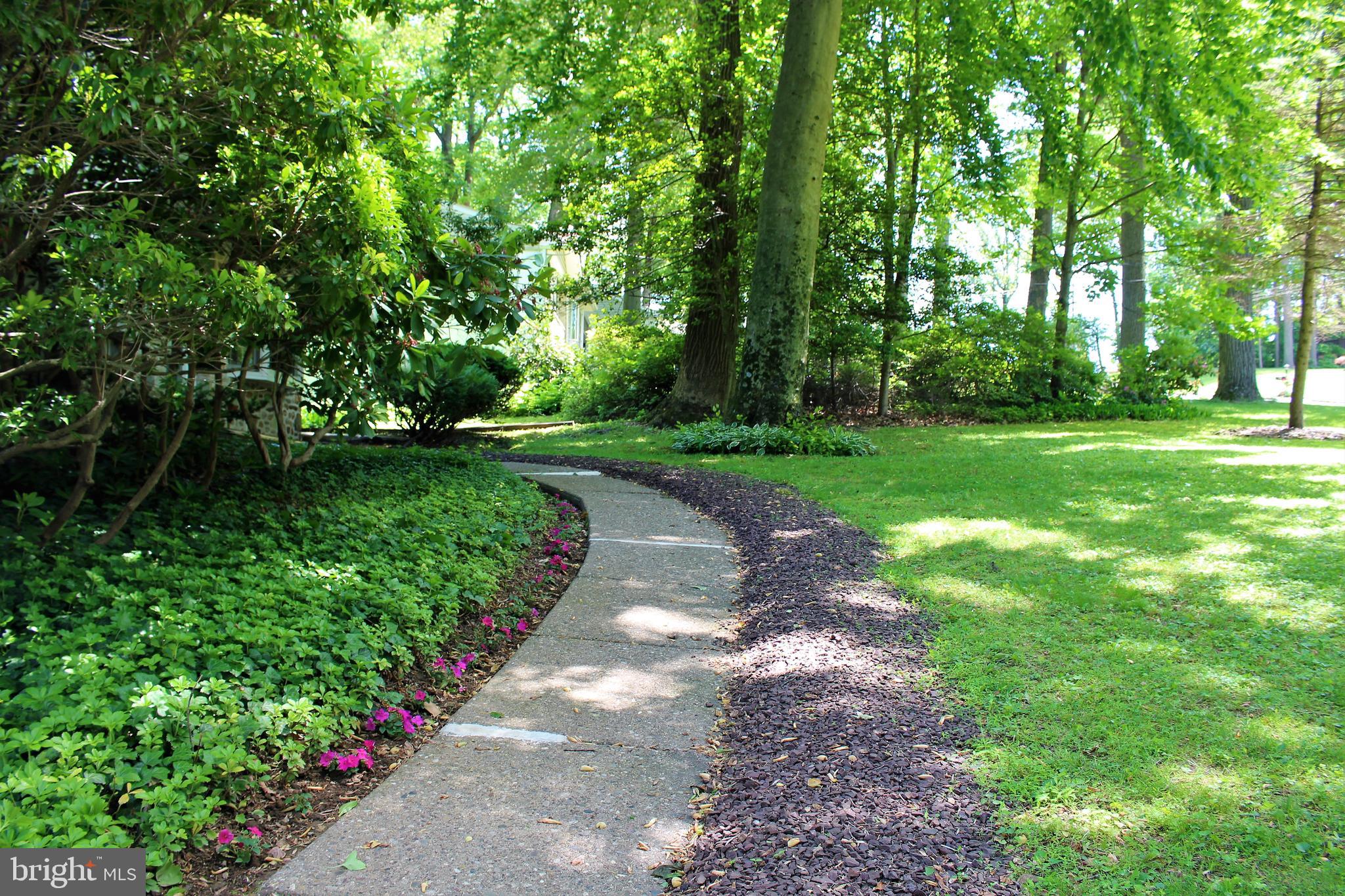 CREEKWOOD - Residential