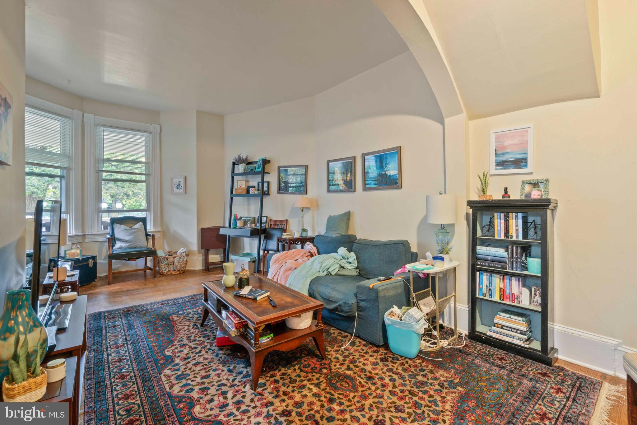 ROLAND PARK - Residential Income