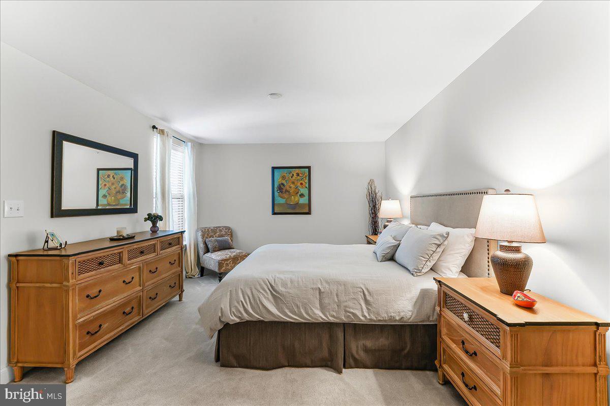 STONEHOUSE - Residential