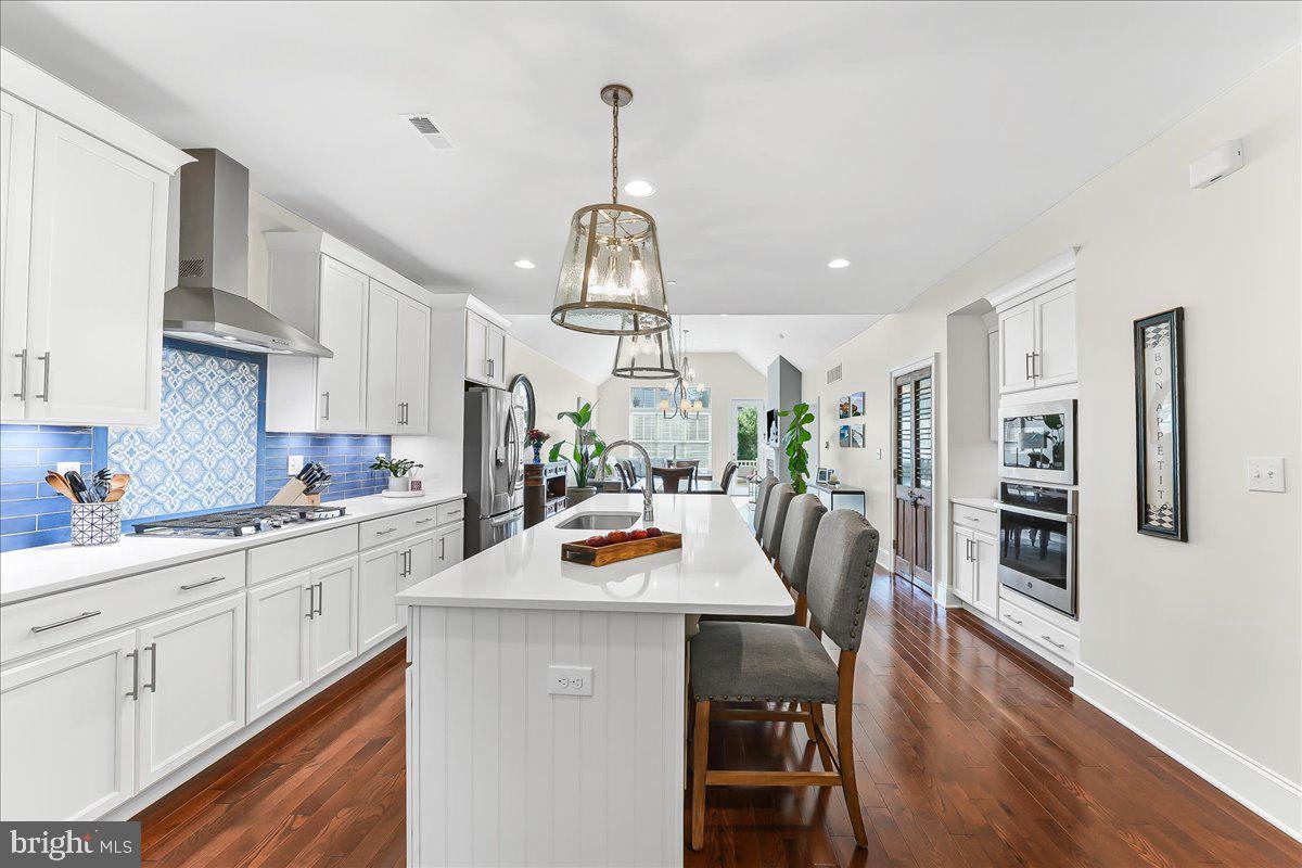 STONEHOUSE - Residential