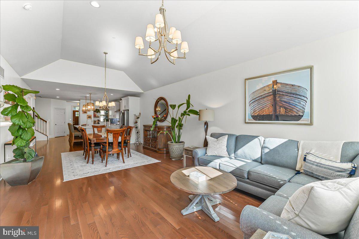 STONEHOUSE - Residential