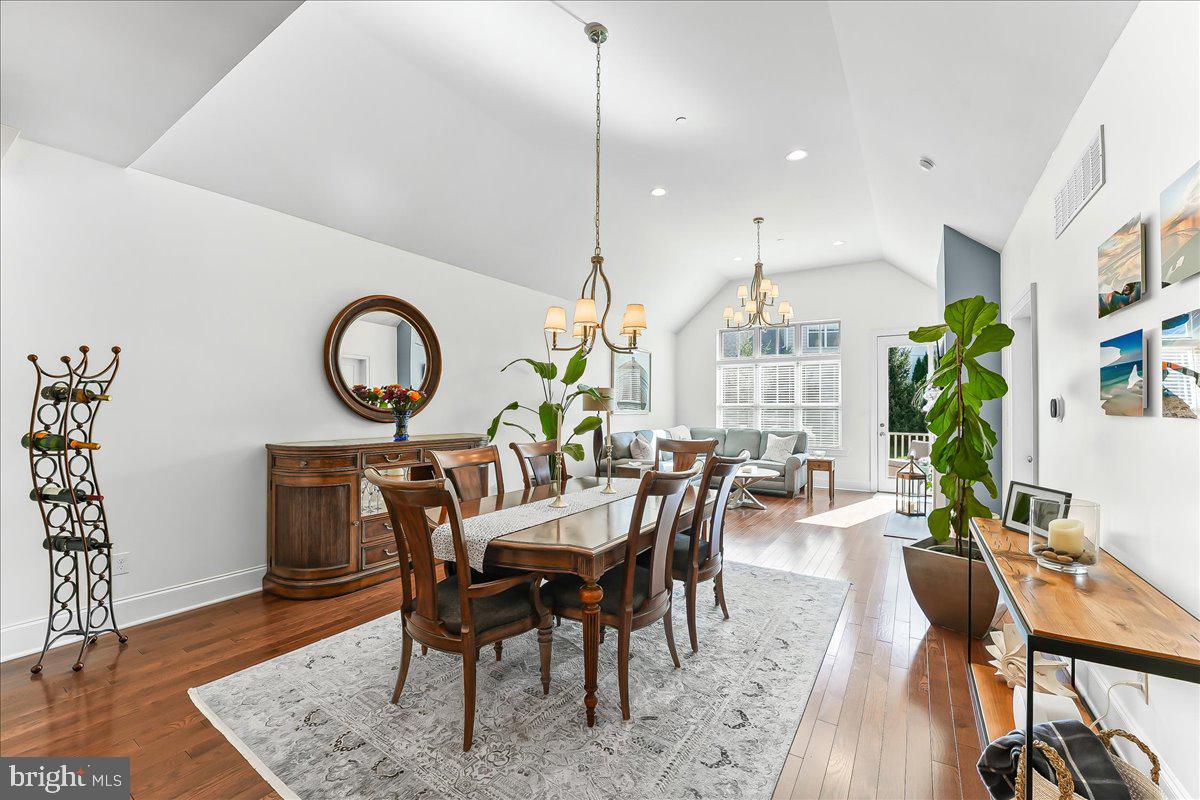 STONEHOUSE - Residential