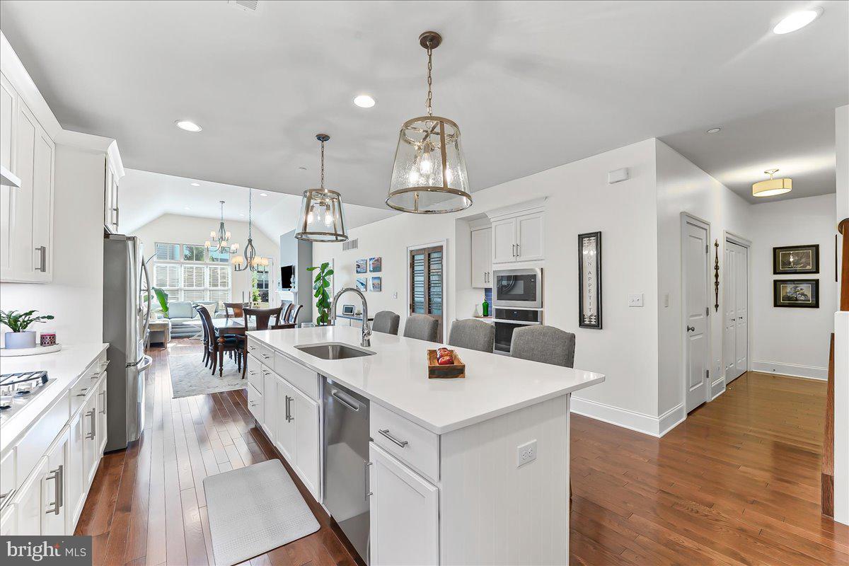 STONEHOUSE - Residential