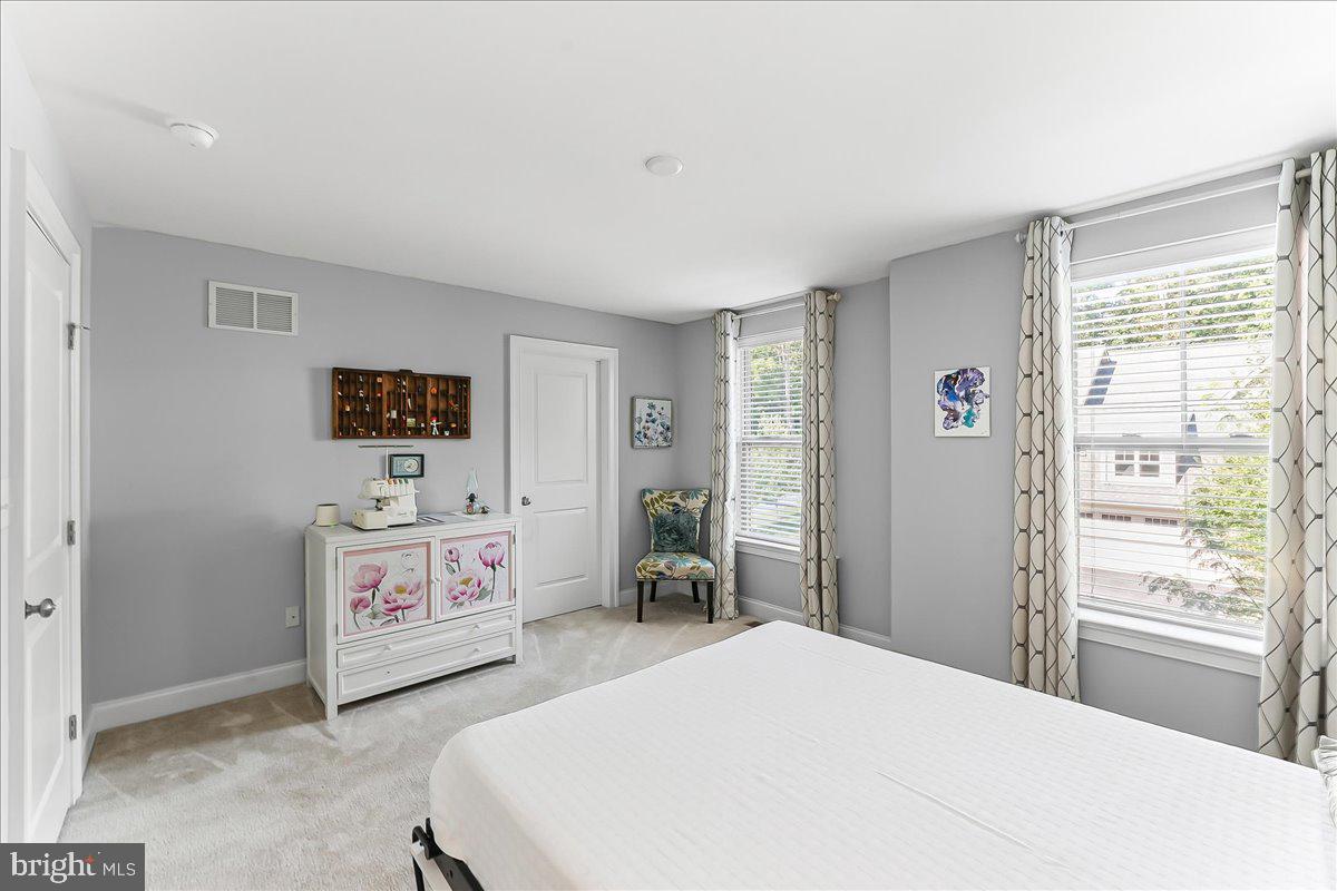 STONEHOUSE - Residential