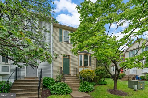 3838 WILDLIFE LANE BURTONSVILLE MD 20866