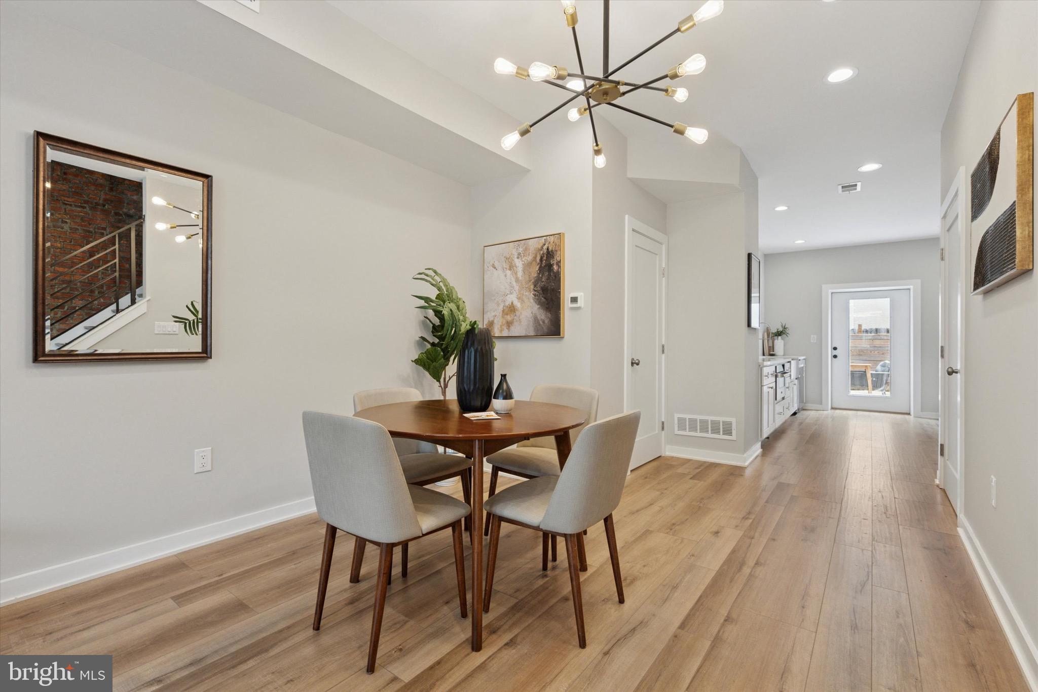 1243 S 18TH STREET