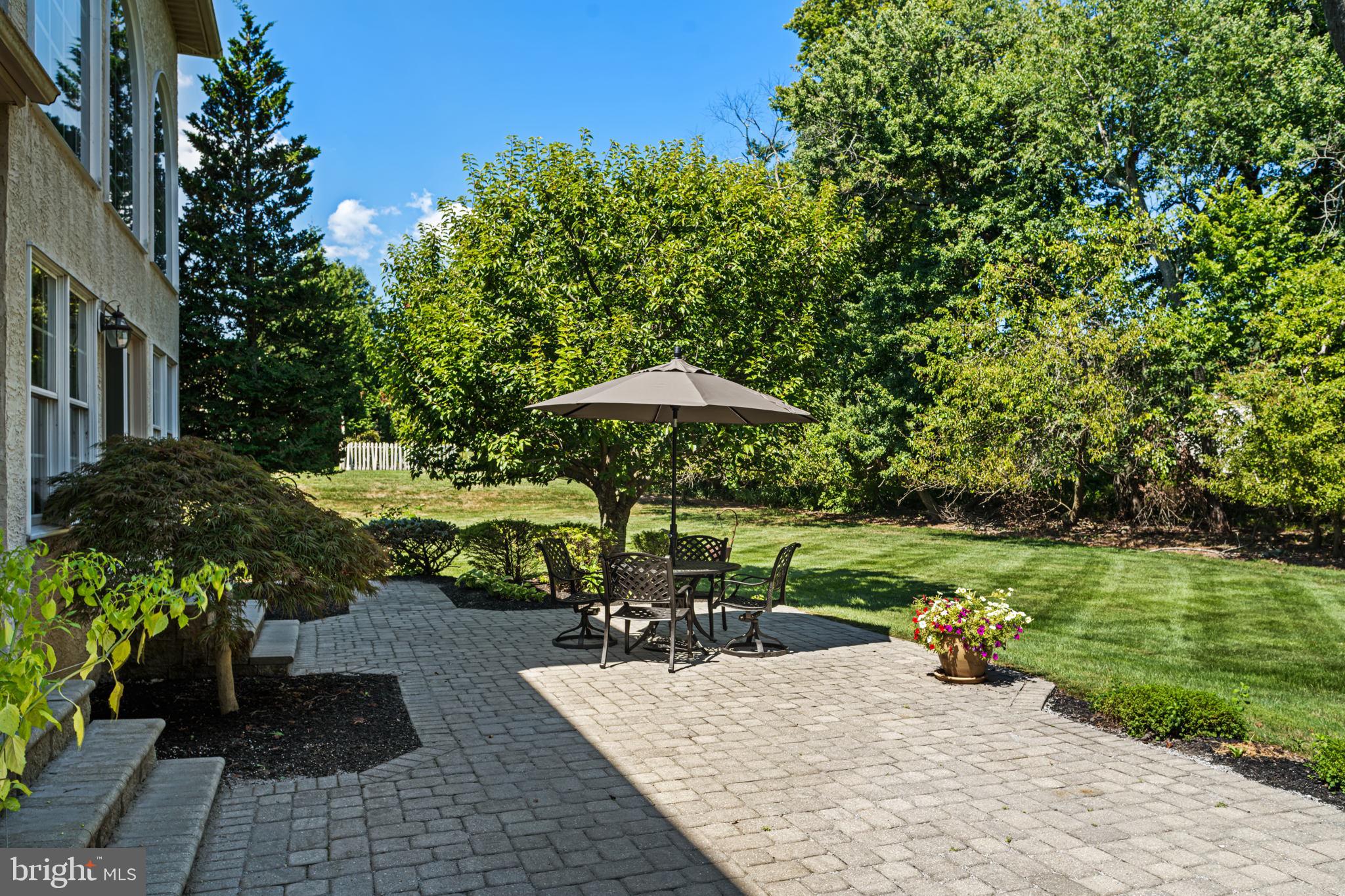 RIVER CROSSING - Residential