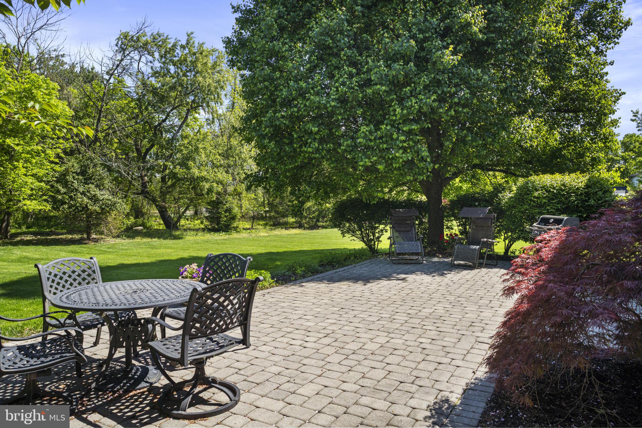 RIVER CROSSING - Residential