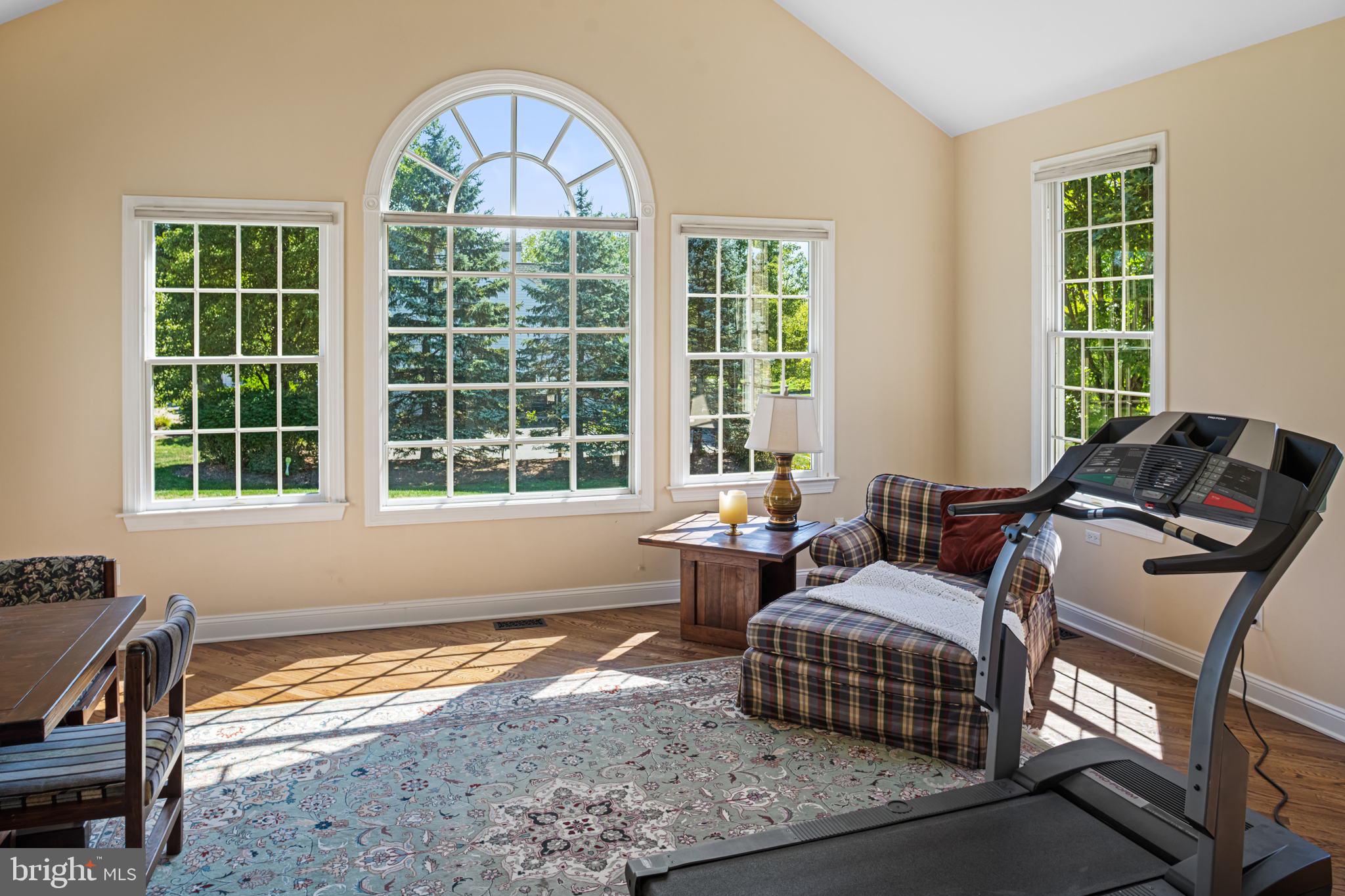 RIVER CROSSING - Residential